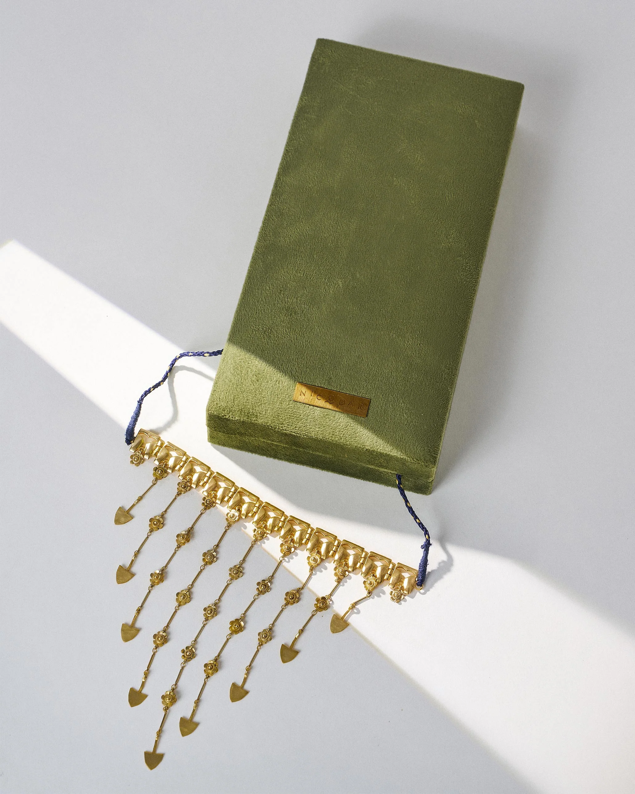 Machli Necklace - Gold - Image 6