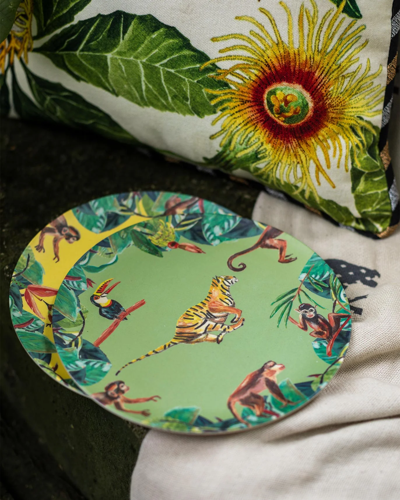 Madagascar Plate - Green - Image 2