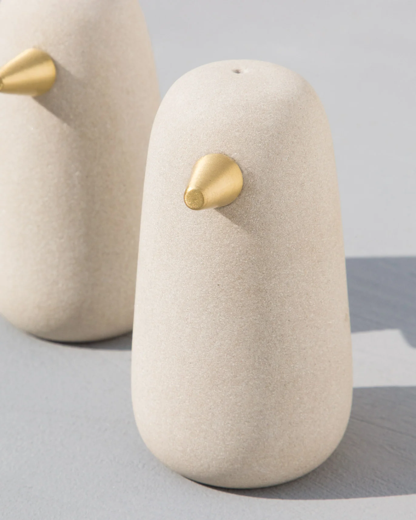 Madagascar Salt & Pepper Shaker - Image 2