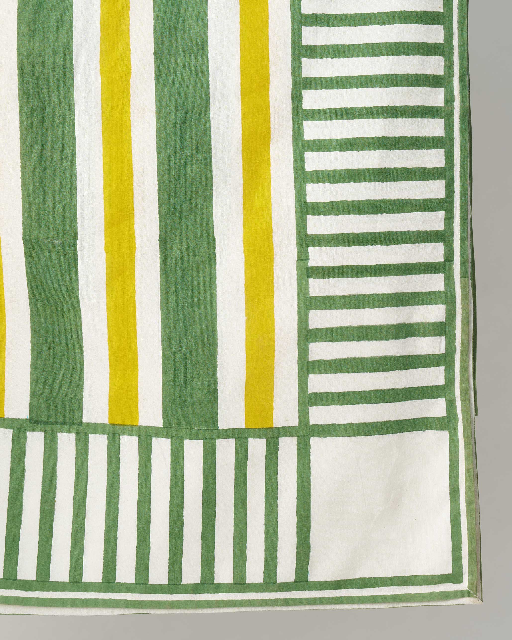 Madagascar Table Cover - Image 2
