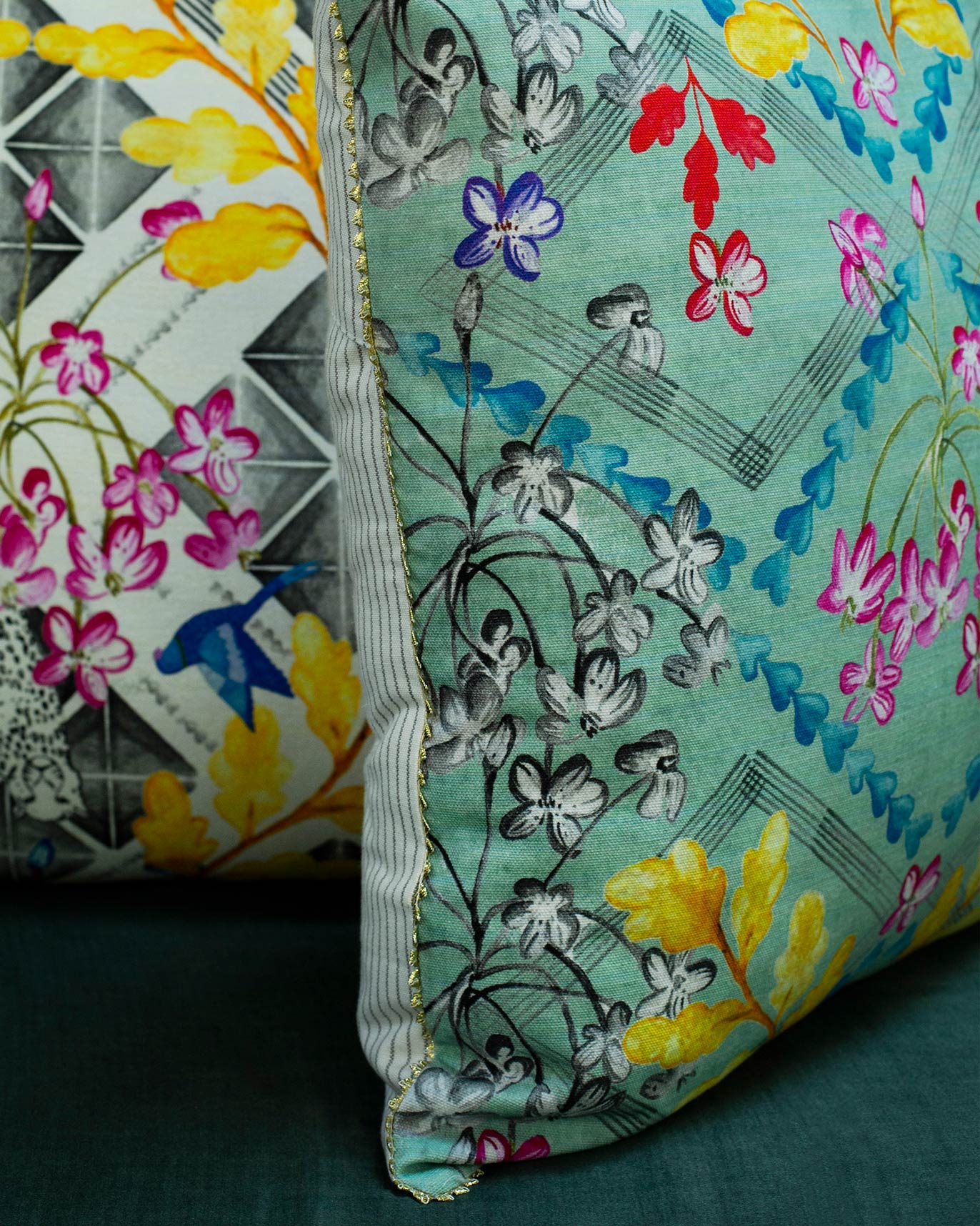 Madhumalti Cushion Cover - Image 2