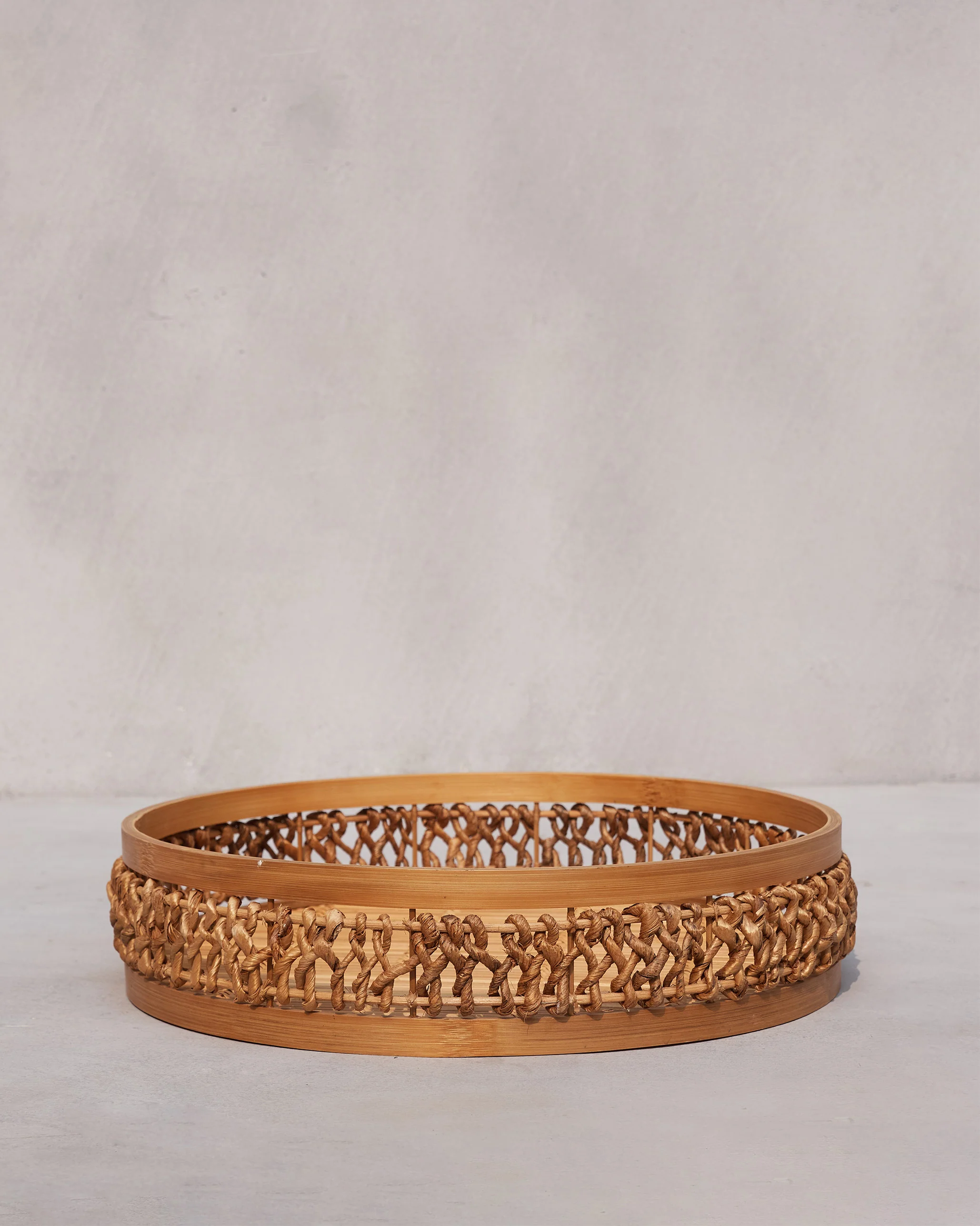 Mahi Round Tray - Image 5