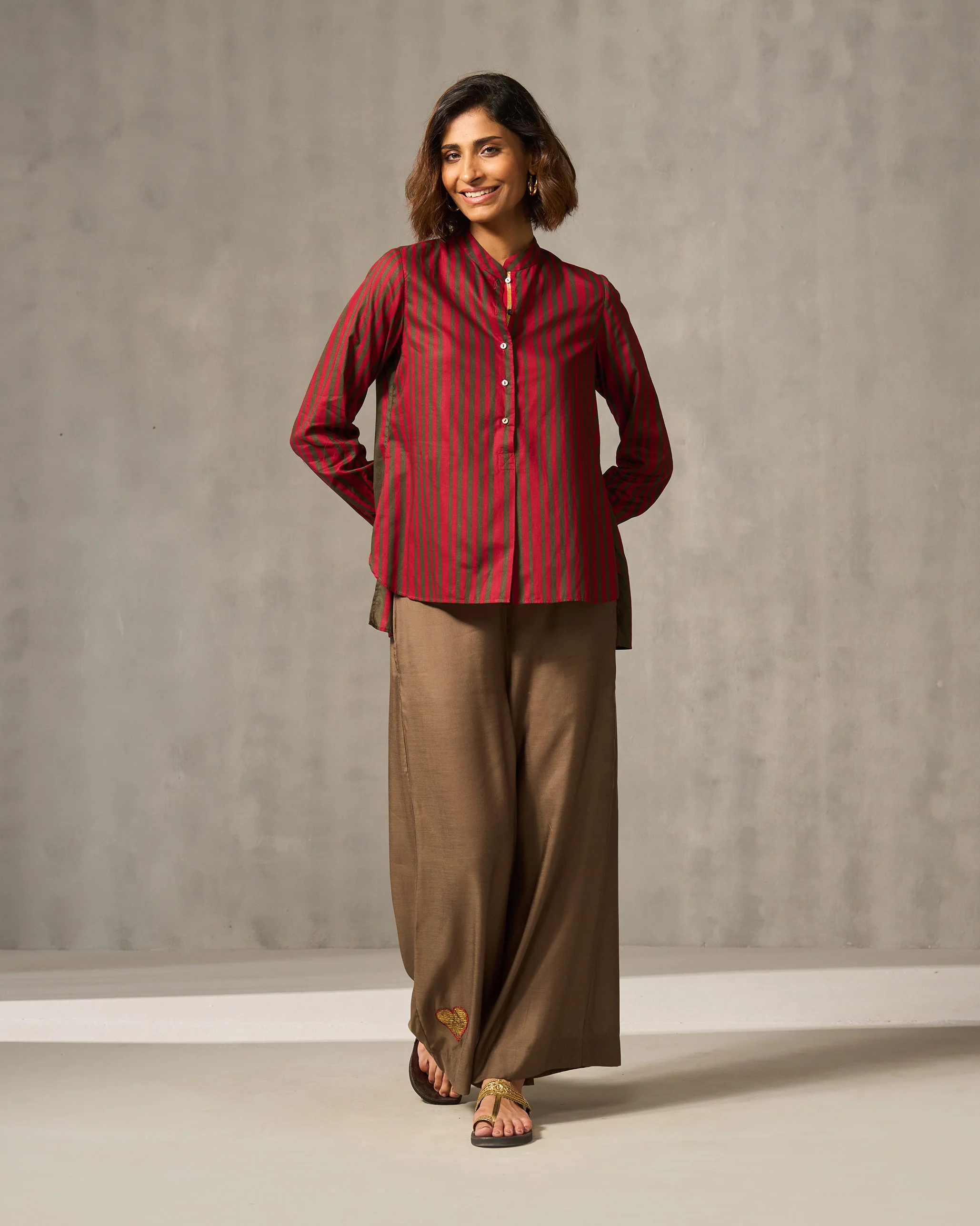 Mandarin Collar Top - Red & Oak Brown Print - Image 6