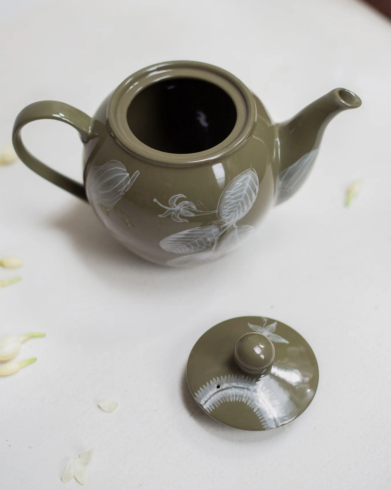 Mandovi Teapot - Image 3