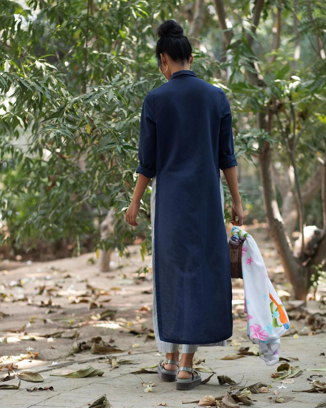 Many Moons Kurta - Indigo - Image 2