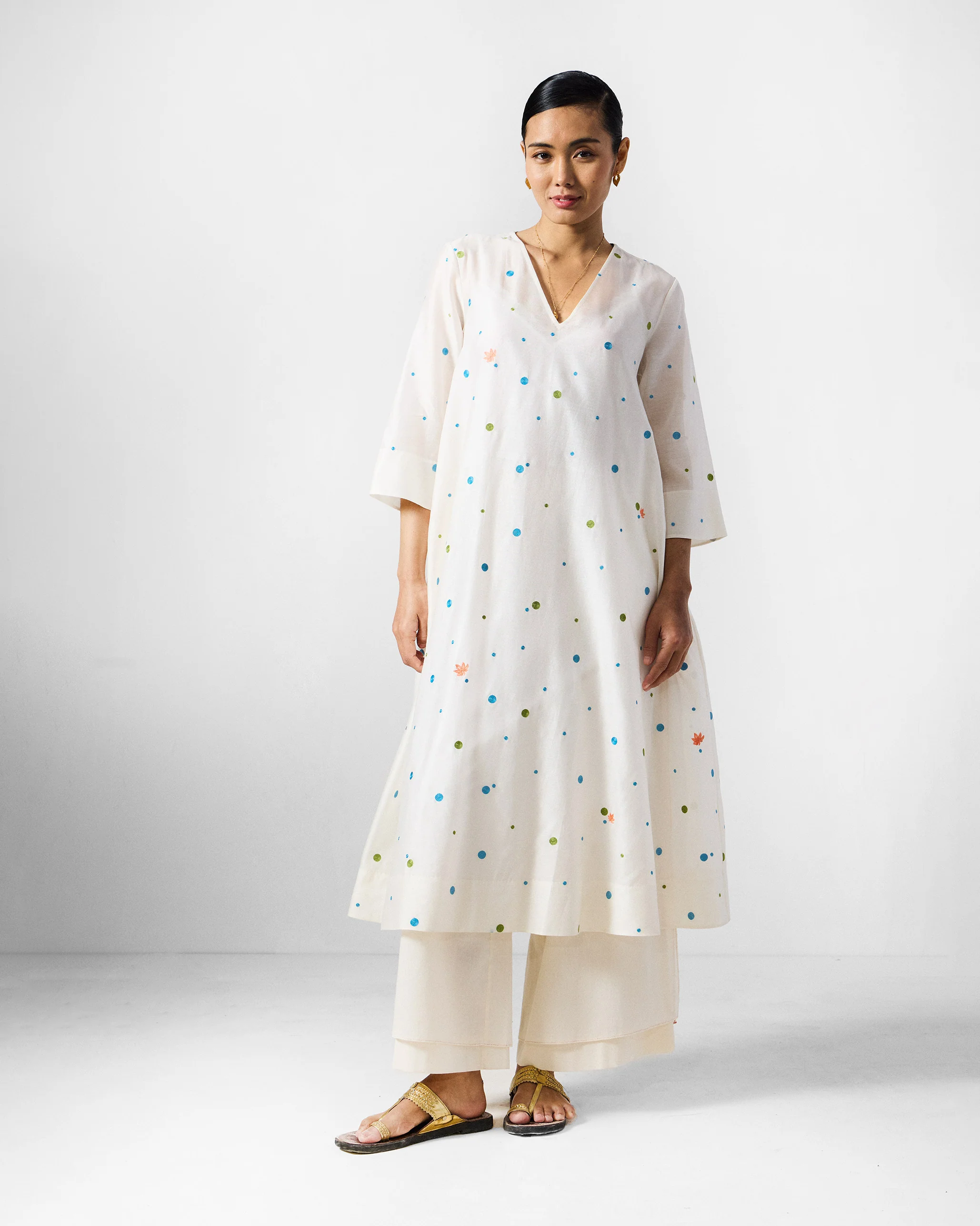 Meadow Kurta - Ivory Embroidered - Image 5