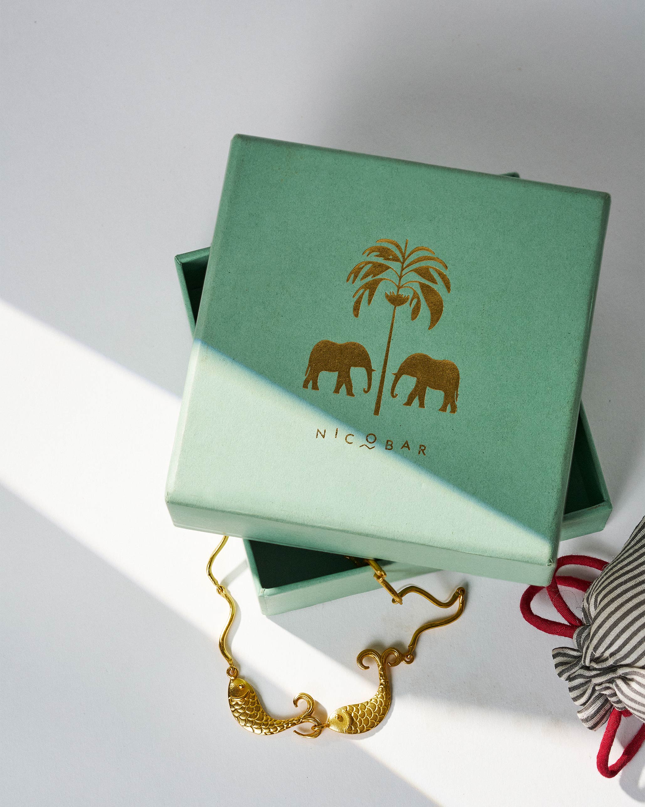 Meen Necklace - Gold - Image 4