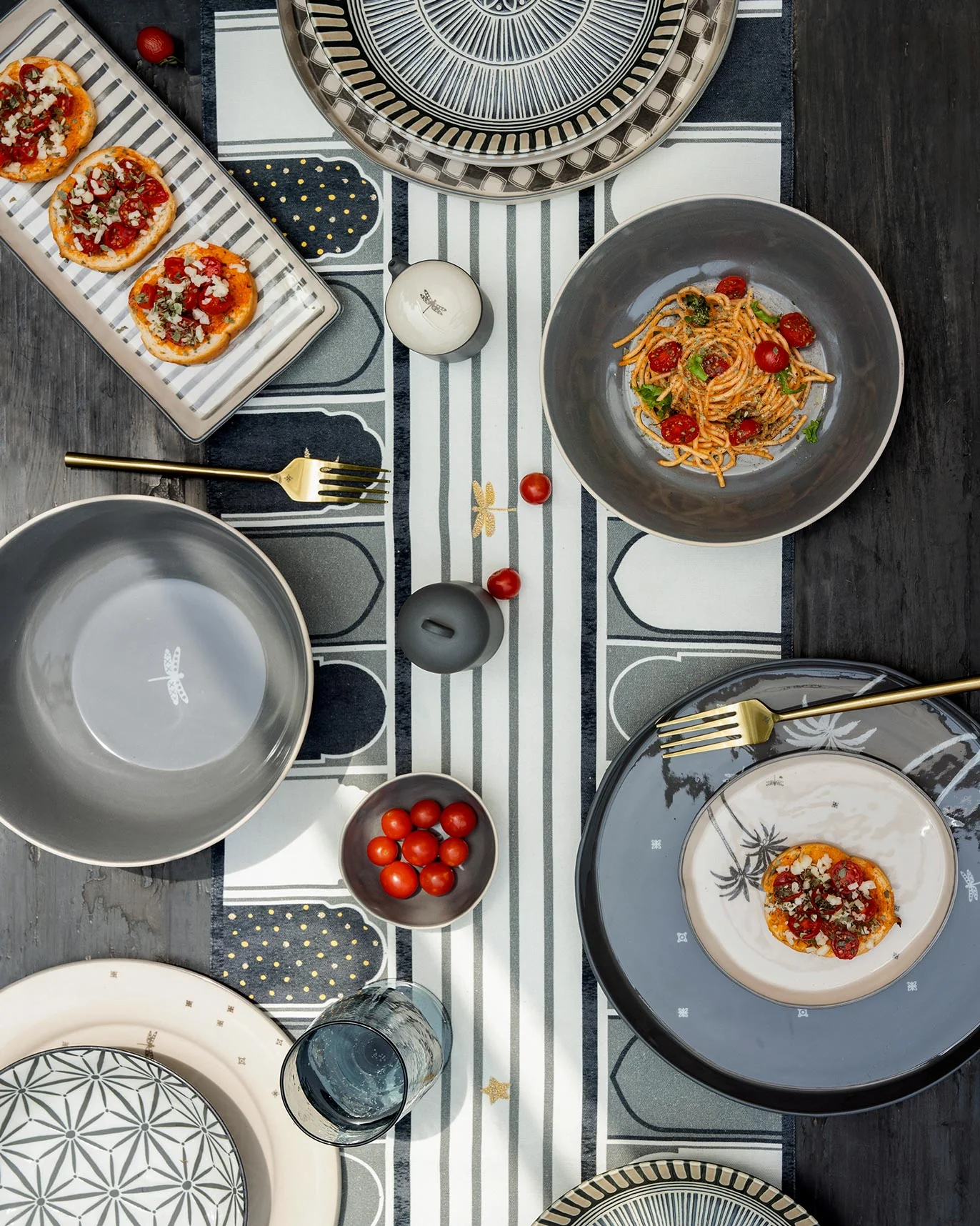 Mehrab Table Runner - Image 2