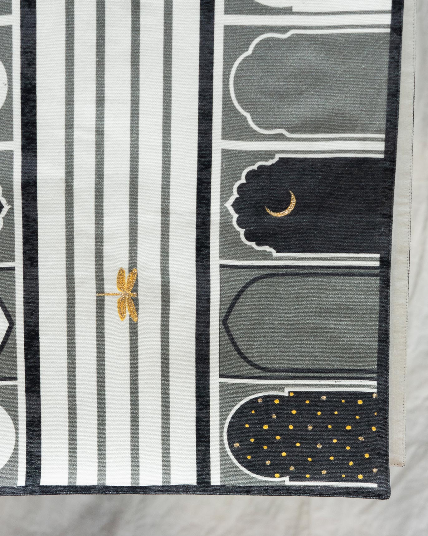 Mehrab Table Runner - Image 4