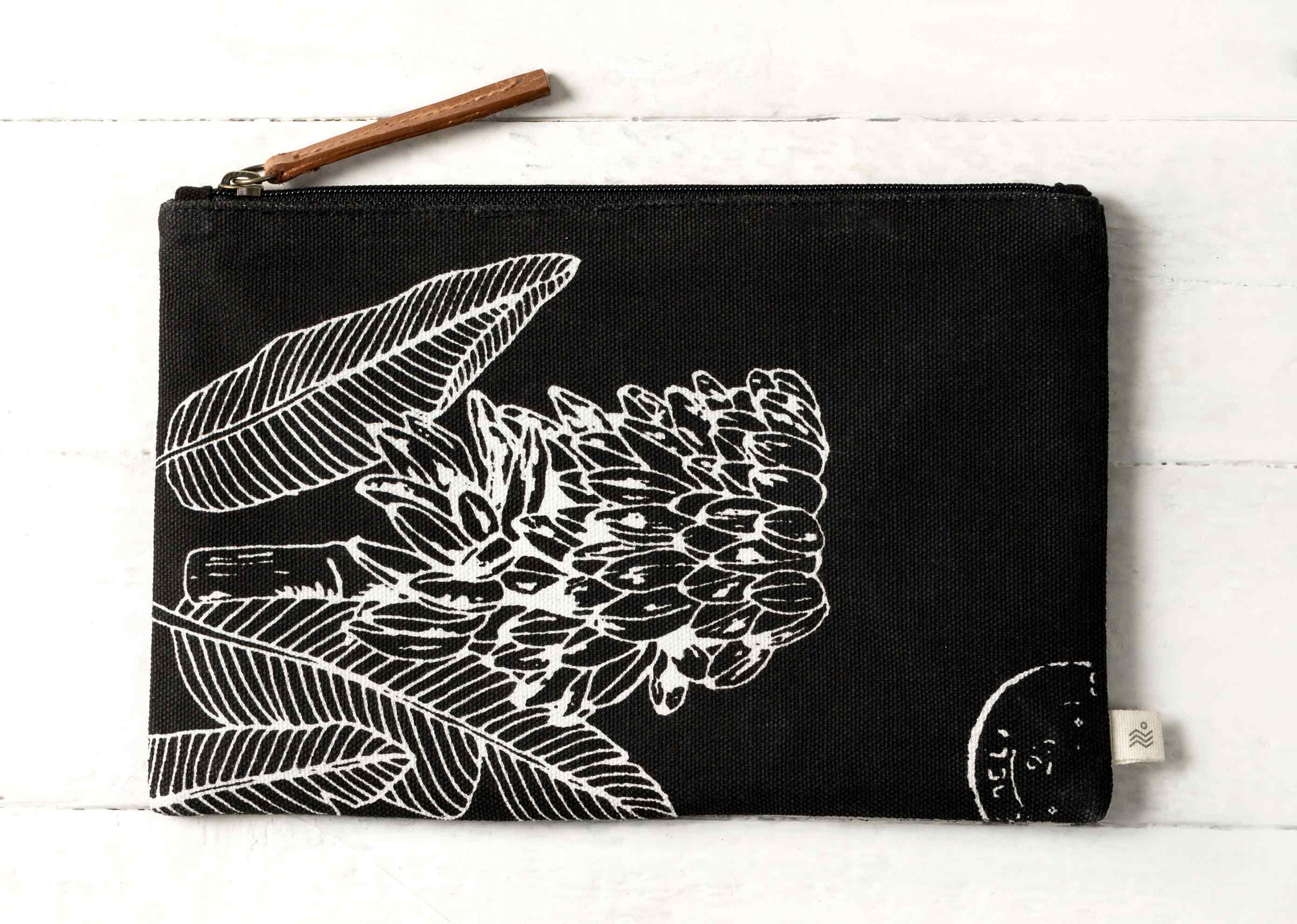 Midi Ele Pouch - Image 3