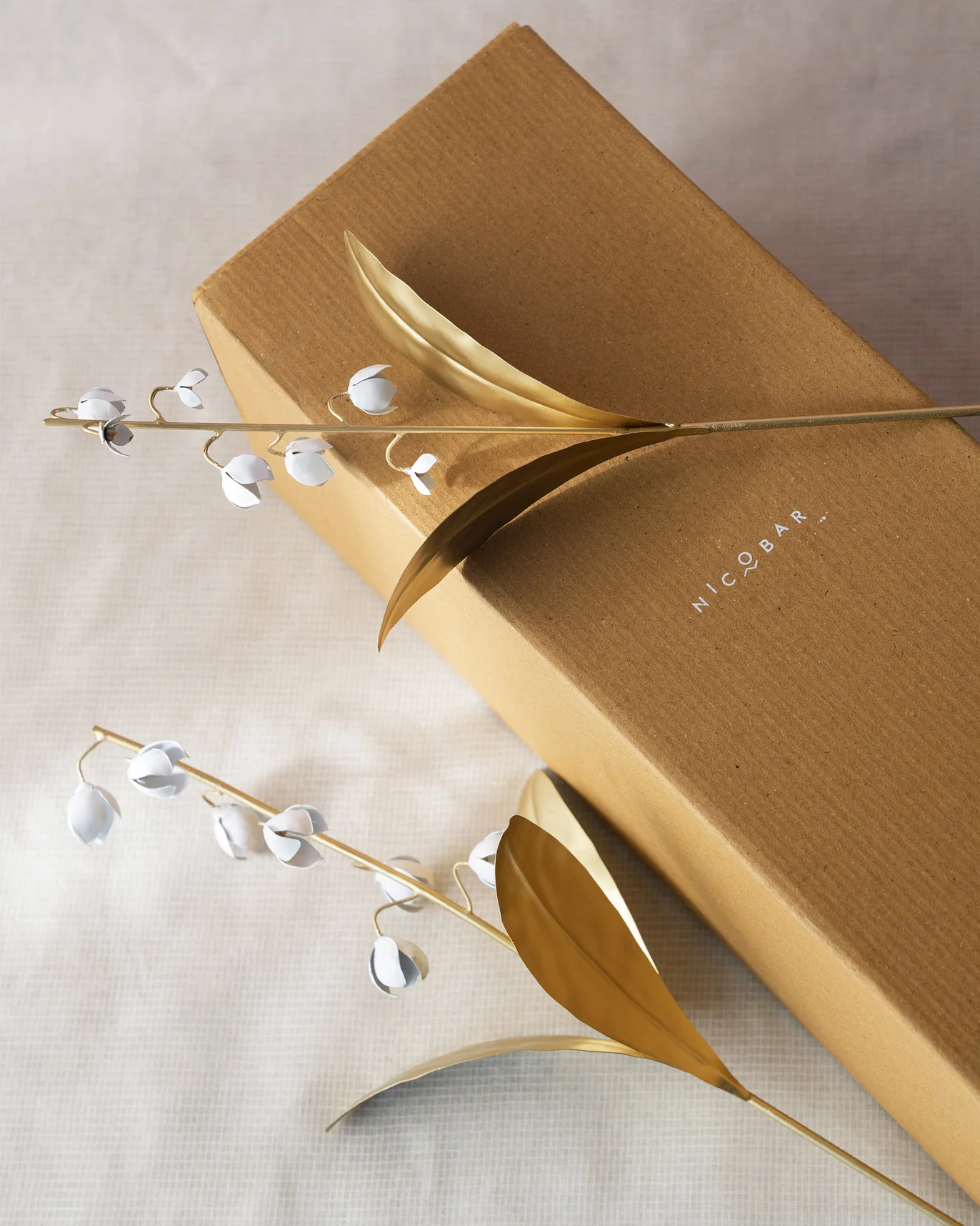 Midnight cherry accent (Set of 2) - Image 3