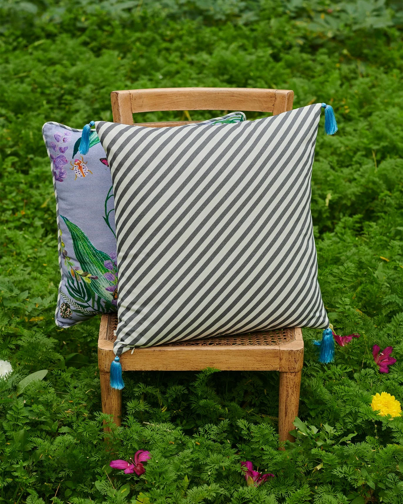 Midnight Garden Cushion Cover - Image 3