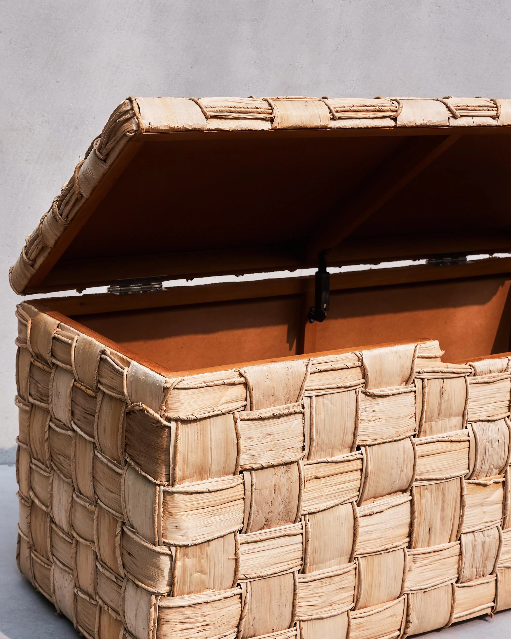 Mirage Abaca Trunk - Large - Image 5