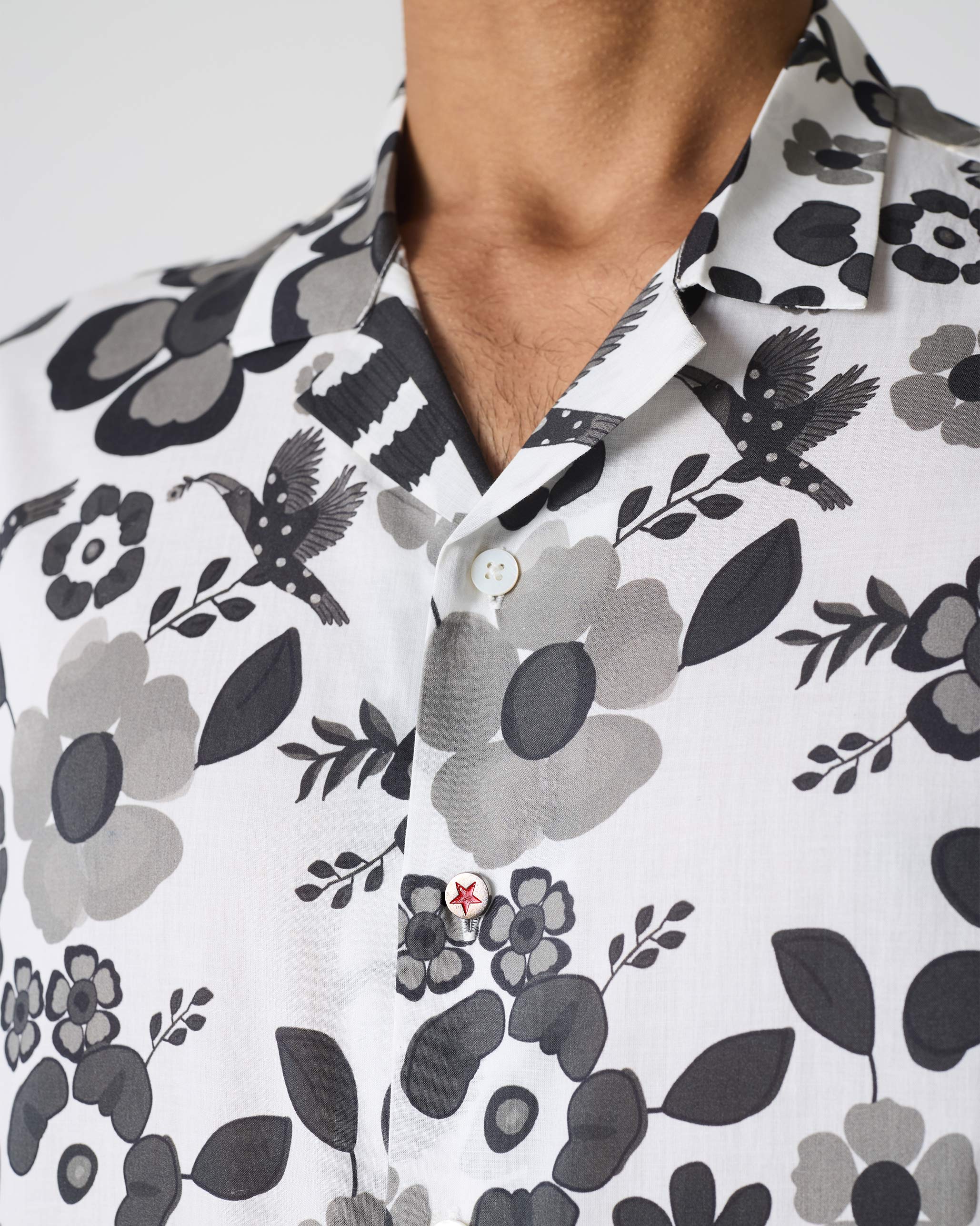 Mistari Shirt - Black & White Print - Image 4