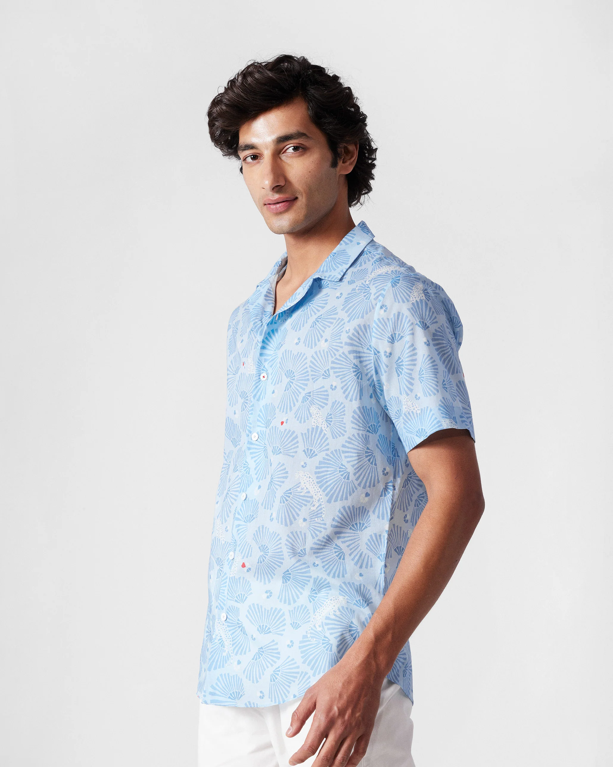 Mistari Shirt - Blue leopard print - Image 3