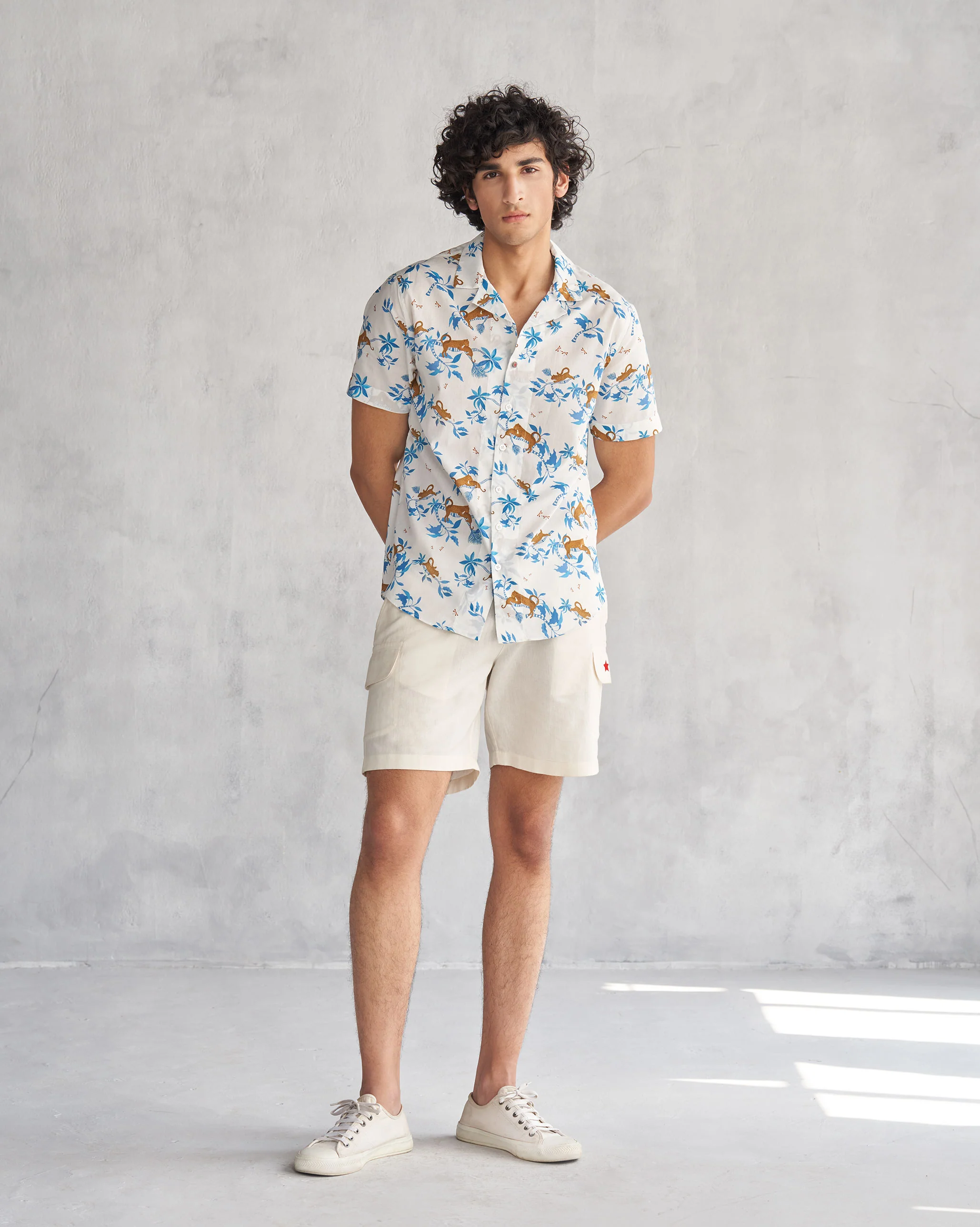 Mistari Shirt - White & Blue - Image 6