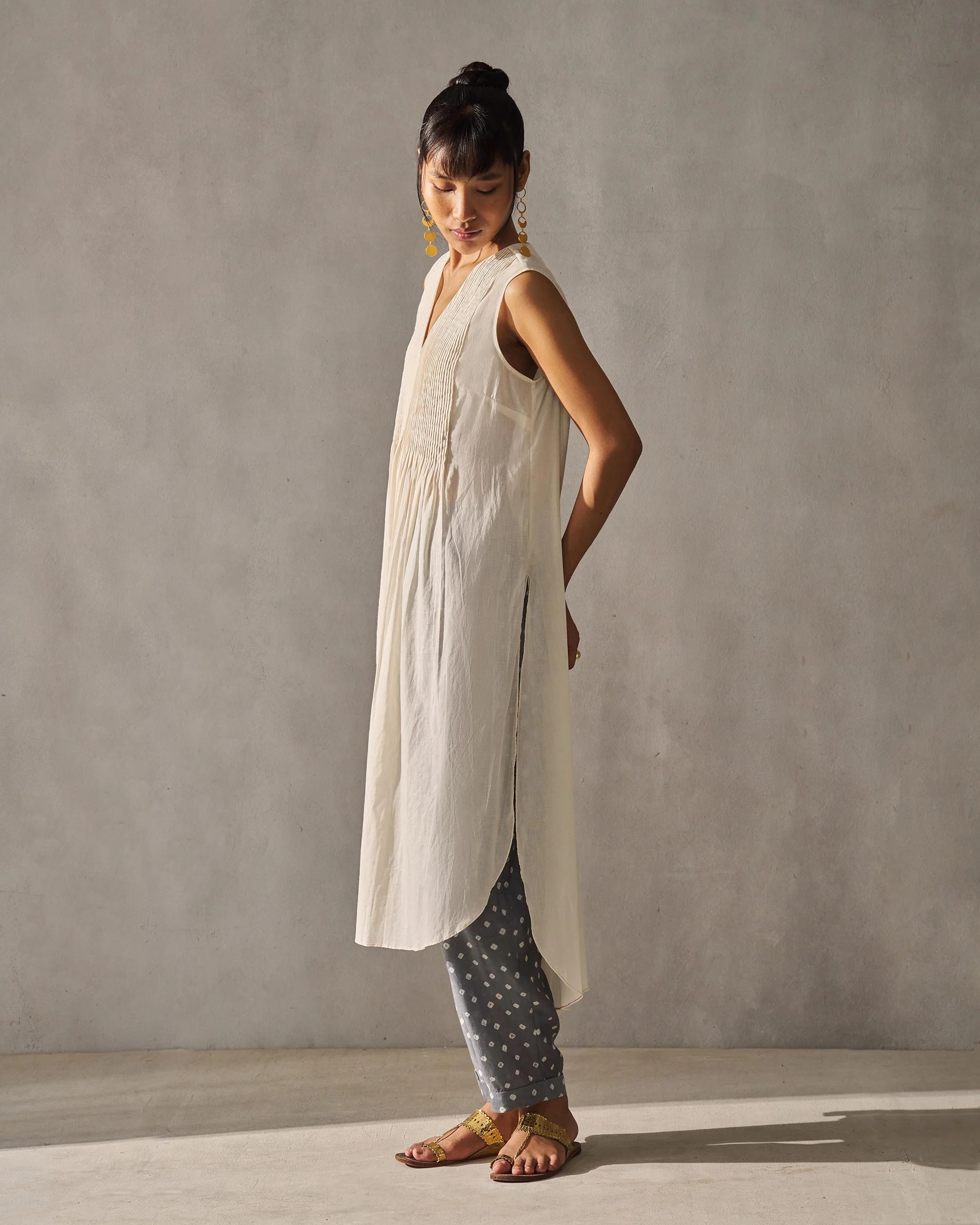 Moon Basic Kurta - Ivory - Image 4