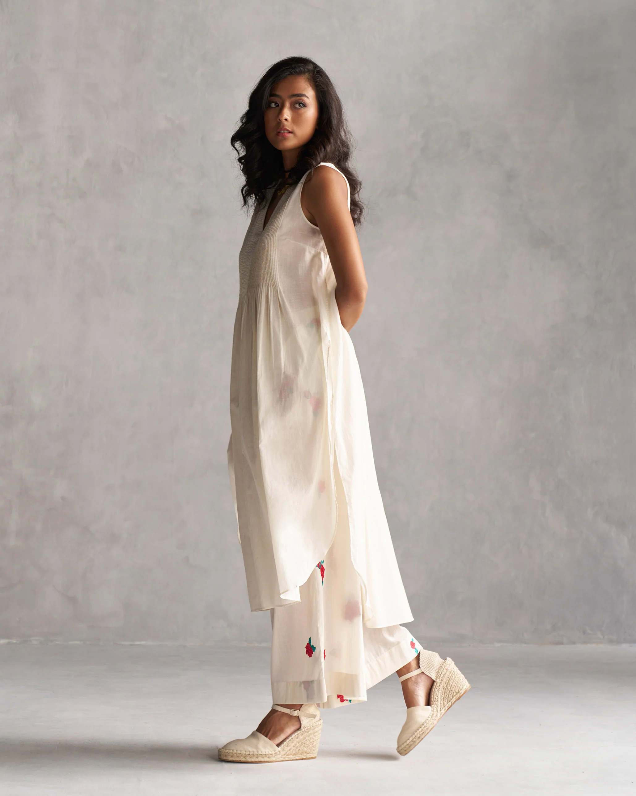 Moon Basic Kurta - Ivory - Image 3
