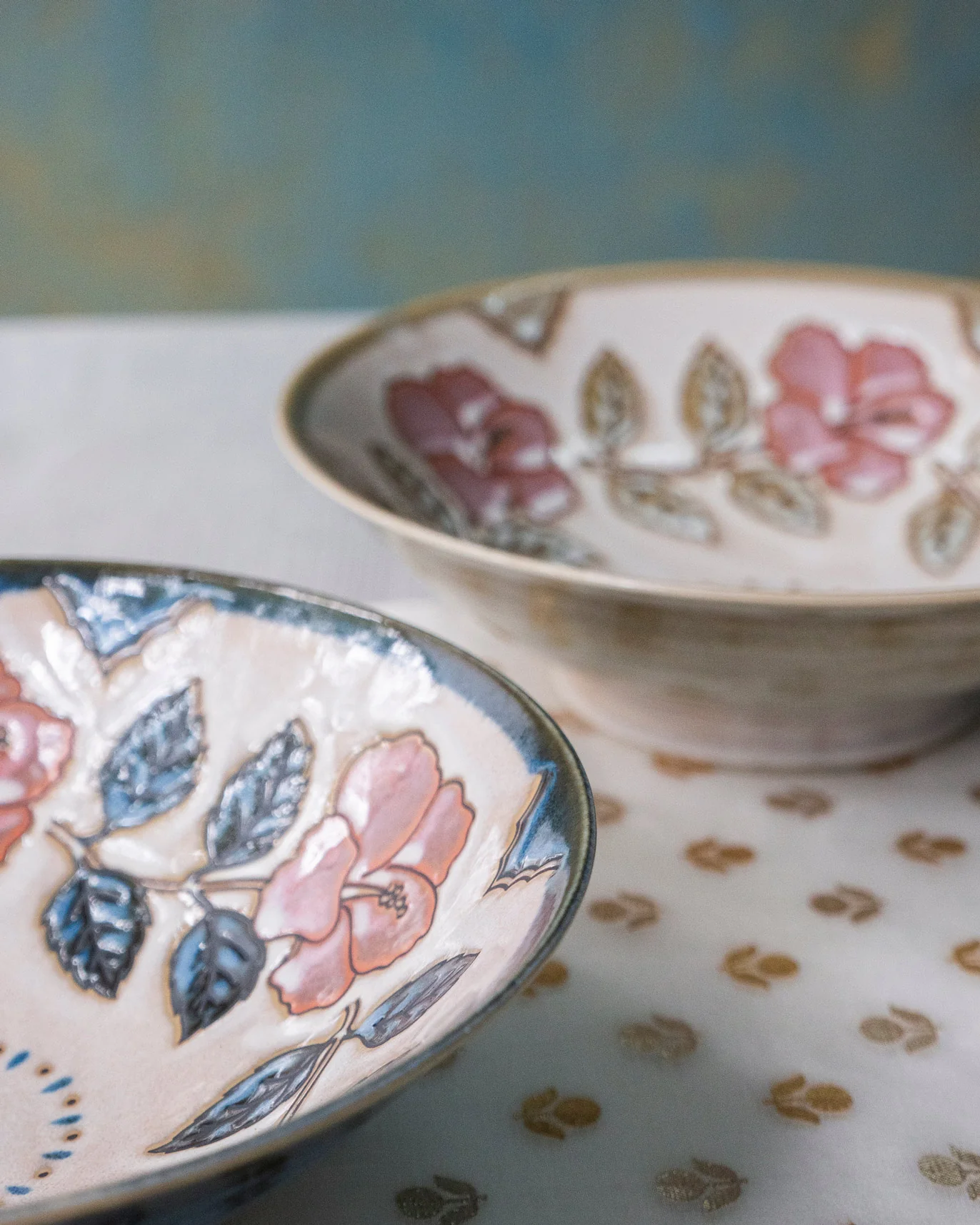 Moor Shallow Bowls (Set of 2) - Image 2