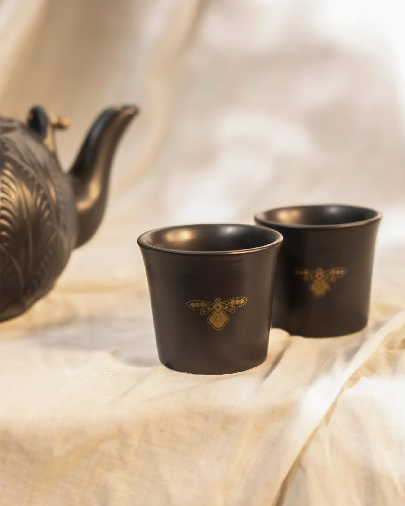 Moor Teapot & Teacup Set - Image 3