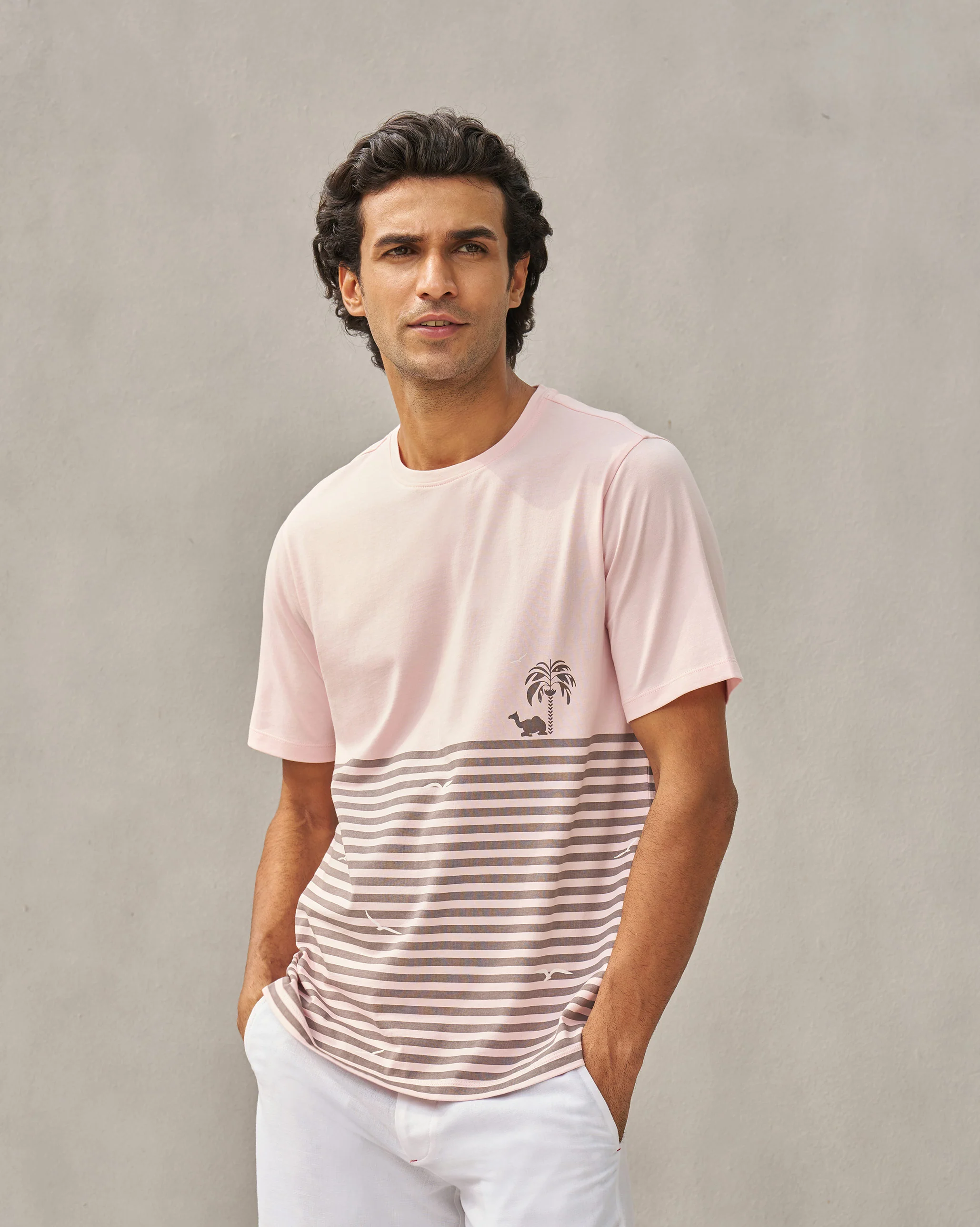 Moroccan Palm T-shirt - Light Pink - Image 3
