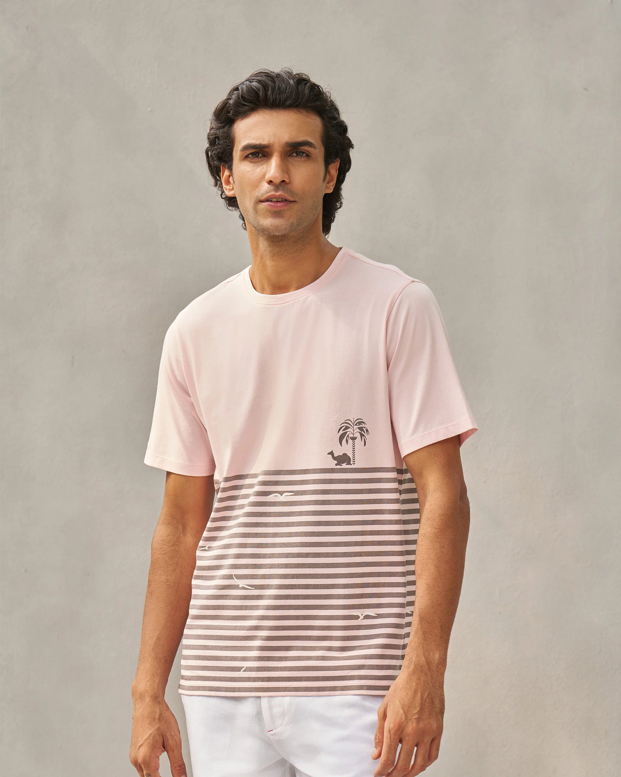 Moroccan Palm T-shirt - Light Pink - Image 5