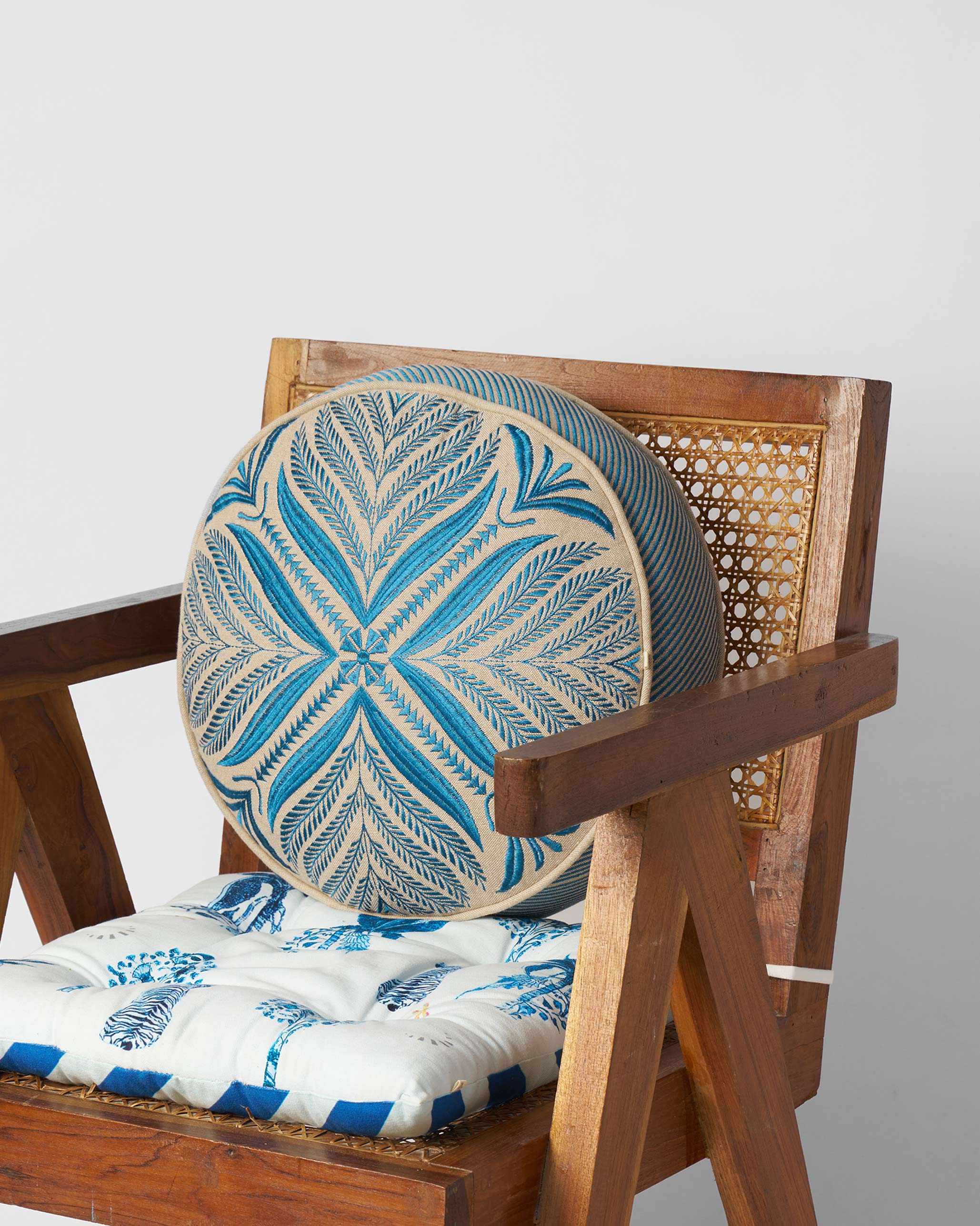 Morocco Leaf Cushion Cover (Blue) - Image 5