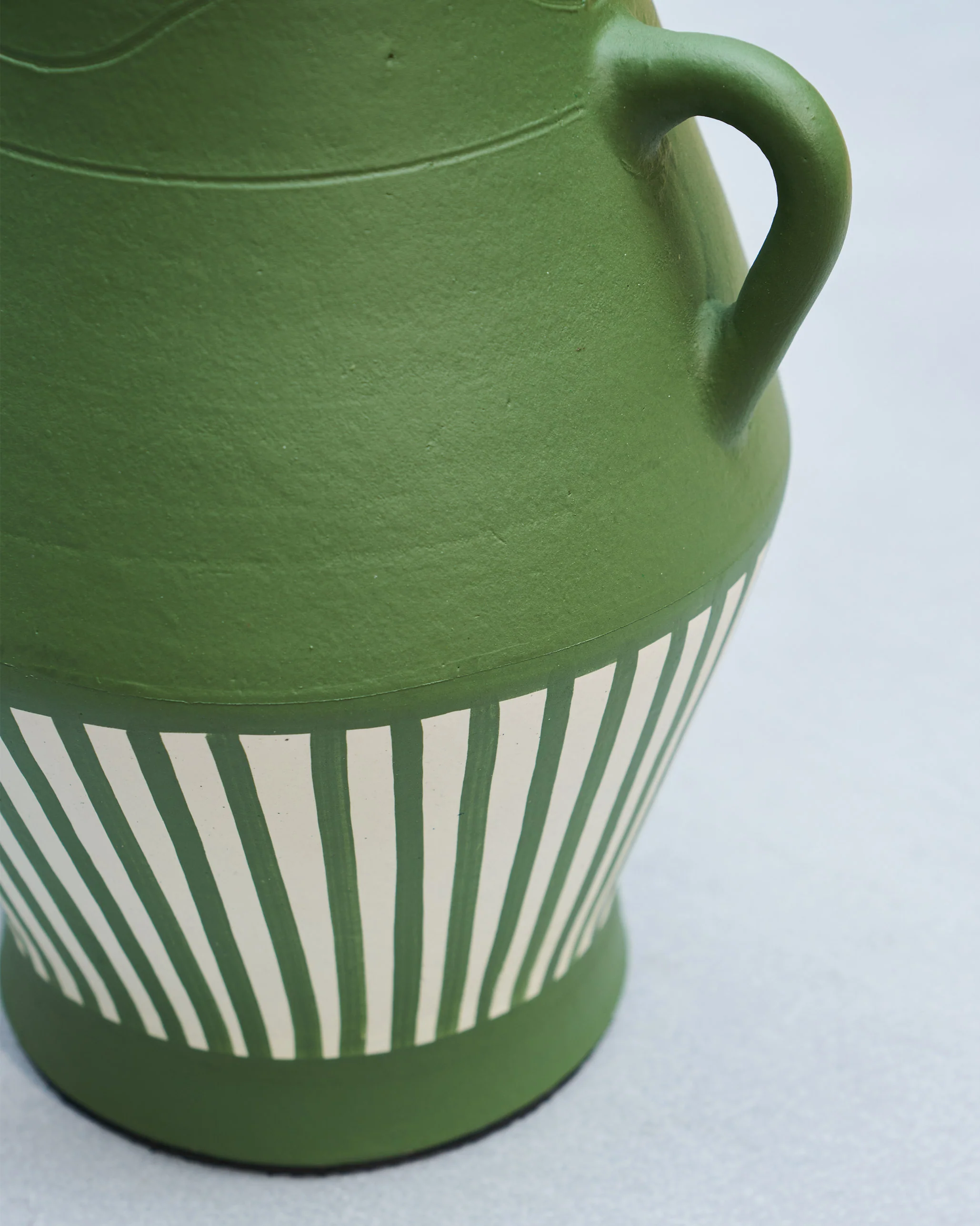 Moss Vase - Image 2