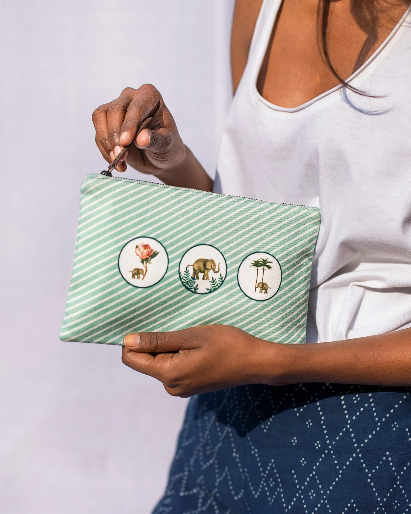 Msitu Pouch Medium - Green - Image 3