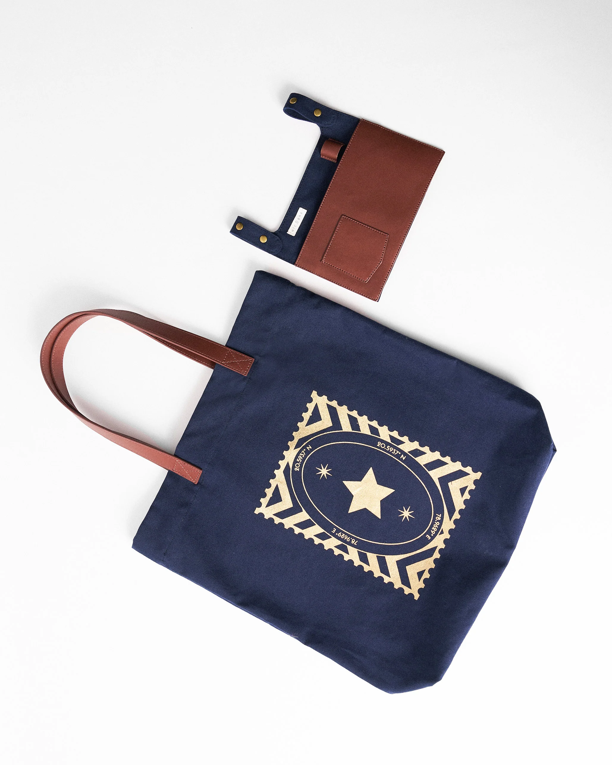 Mukayu City Tote - Navy - Image 6