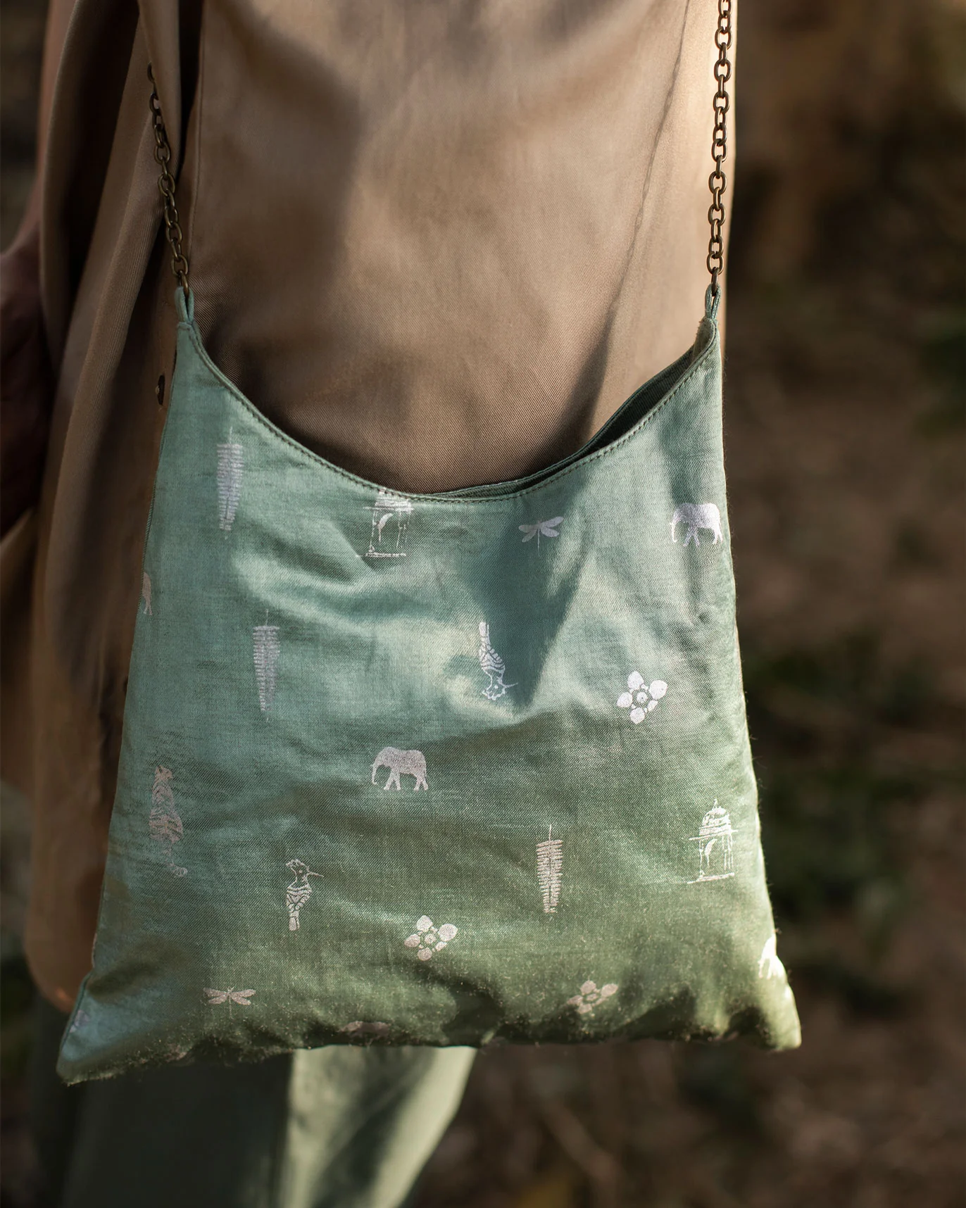 Muris Sling Bag - Green - Image 2