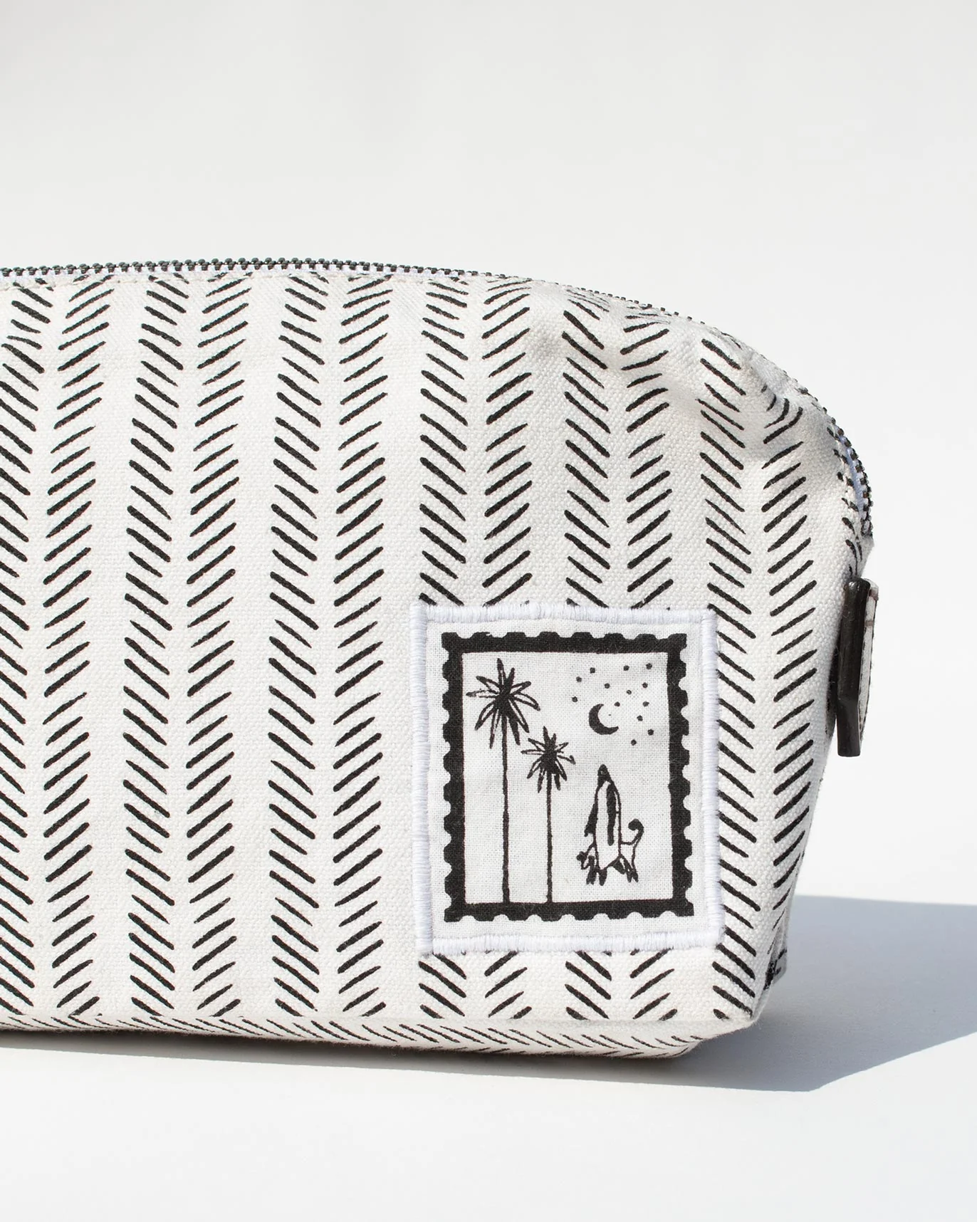 Musafir Make-up Pouch - White - Image 5