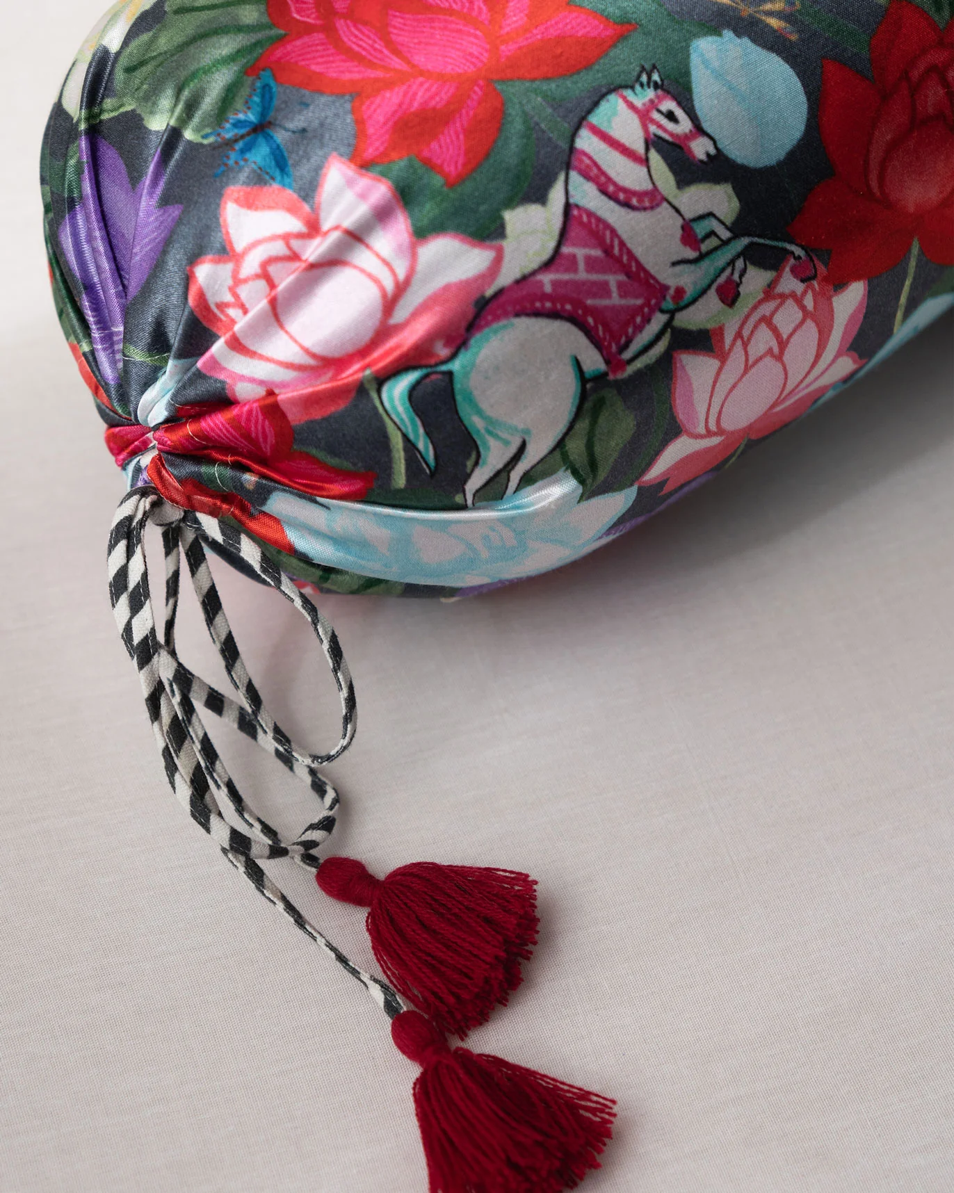 Myra Bolster Cover - Image 2