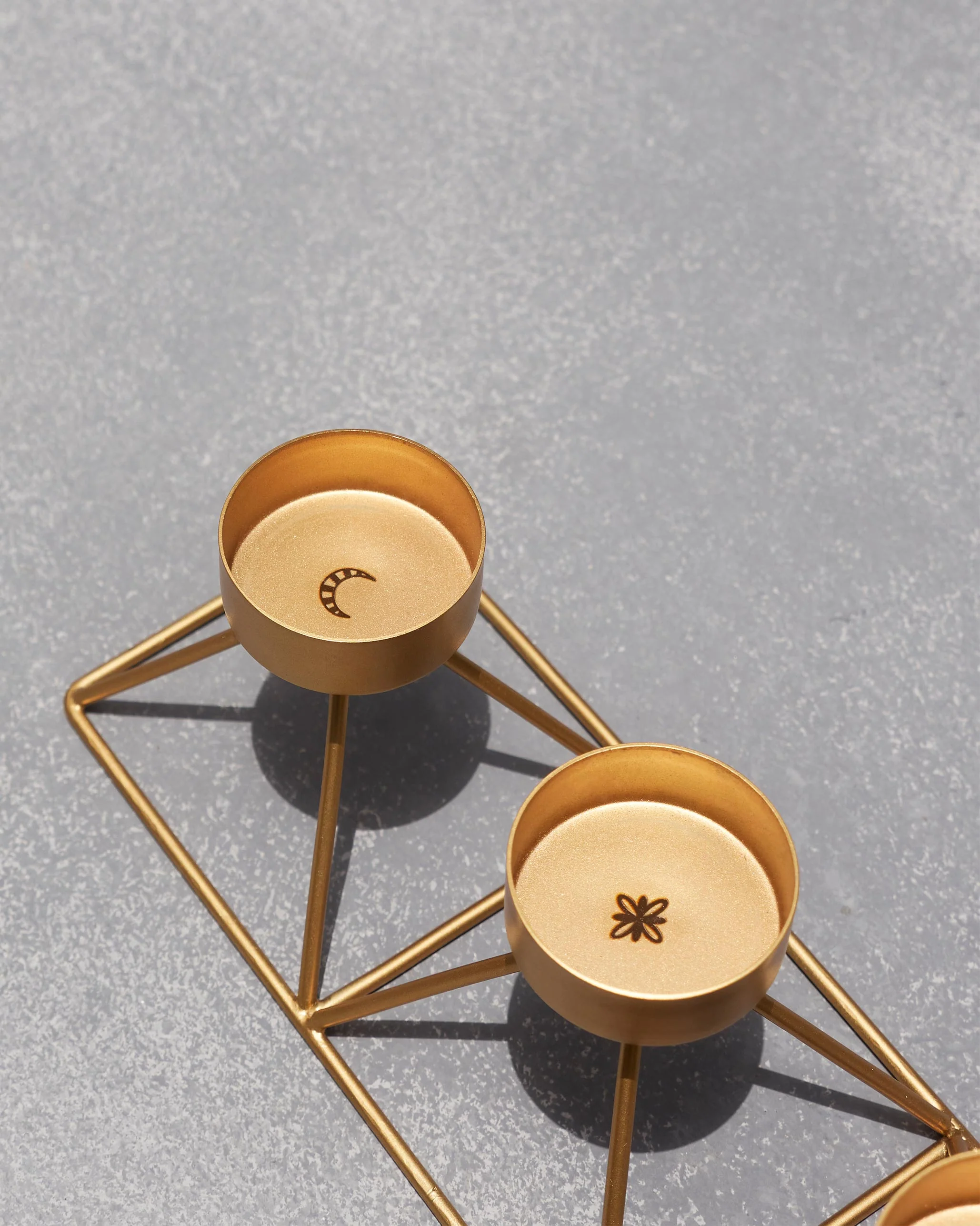 Myra Tealight Stand - Image 5