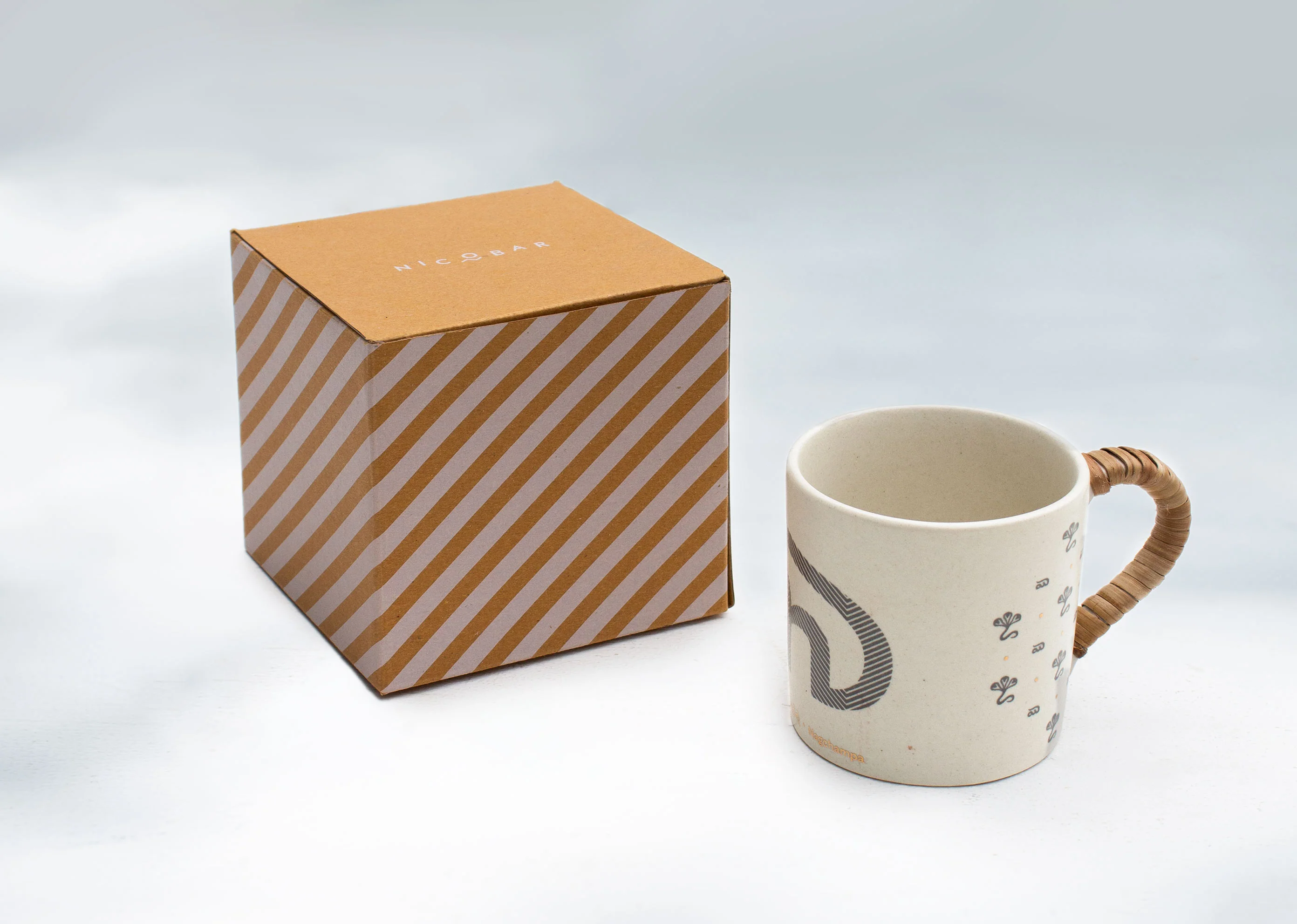 Nagchampa Straight Mug - Image 3