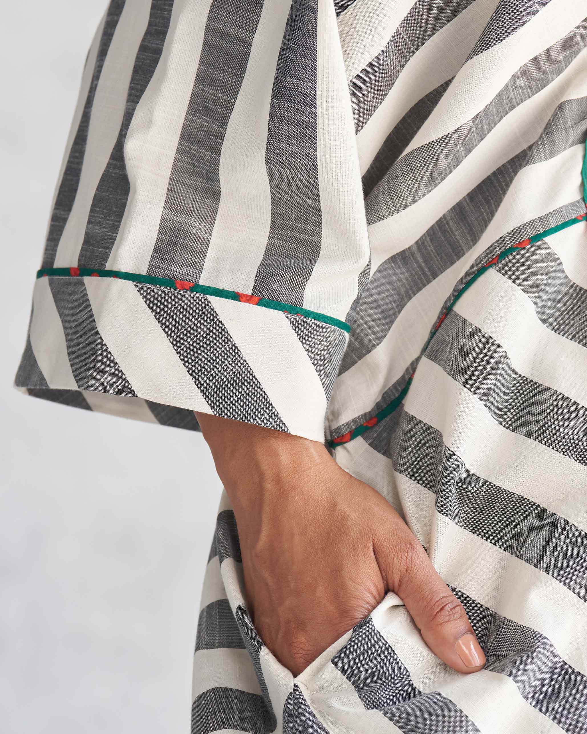 Namah Kaftan - Black & Ivory - Image 3