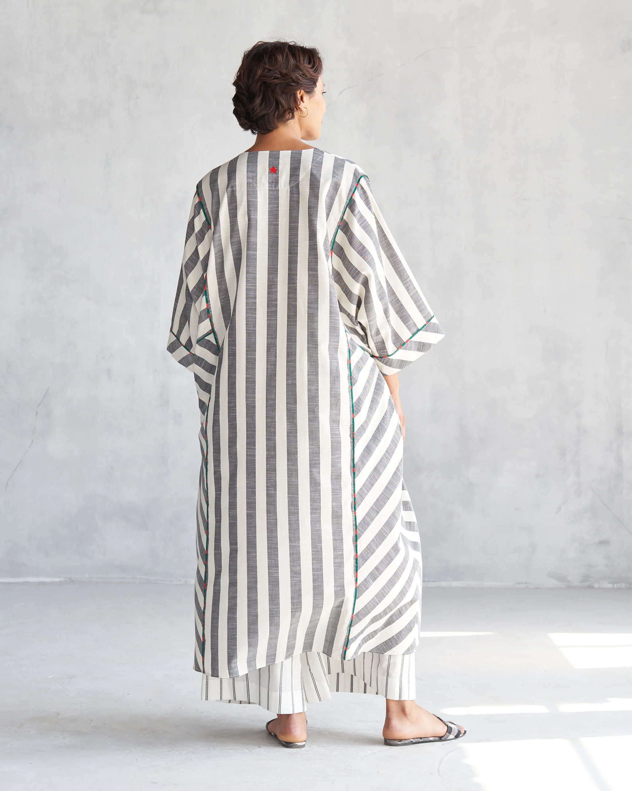 Namah Kaftan - Black & Ivory - Image 7