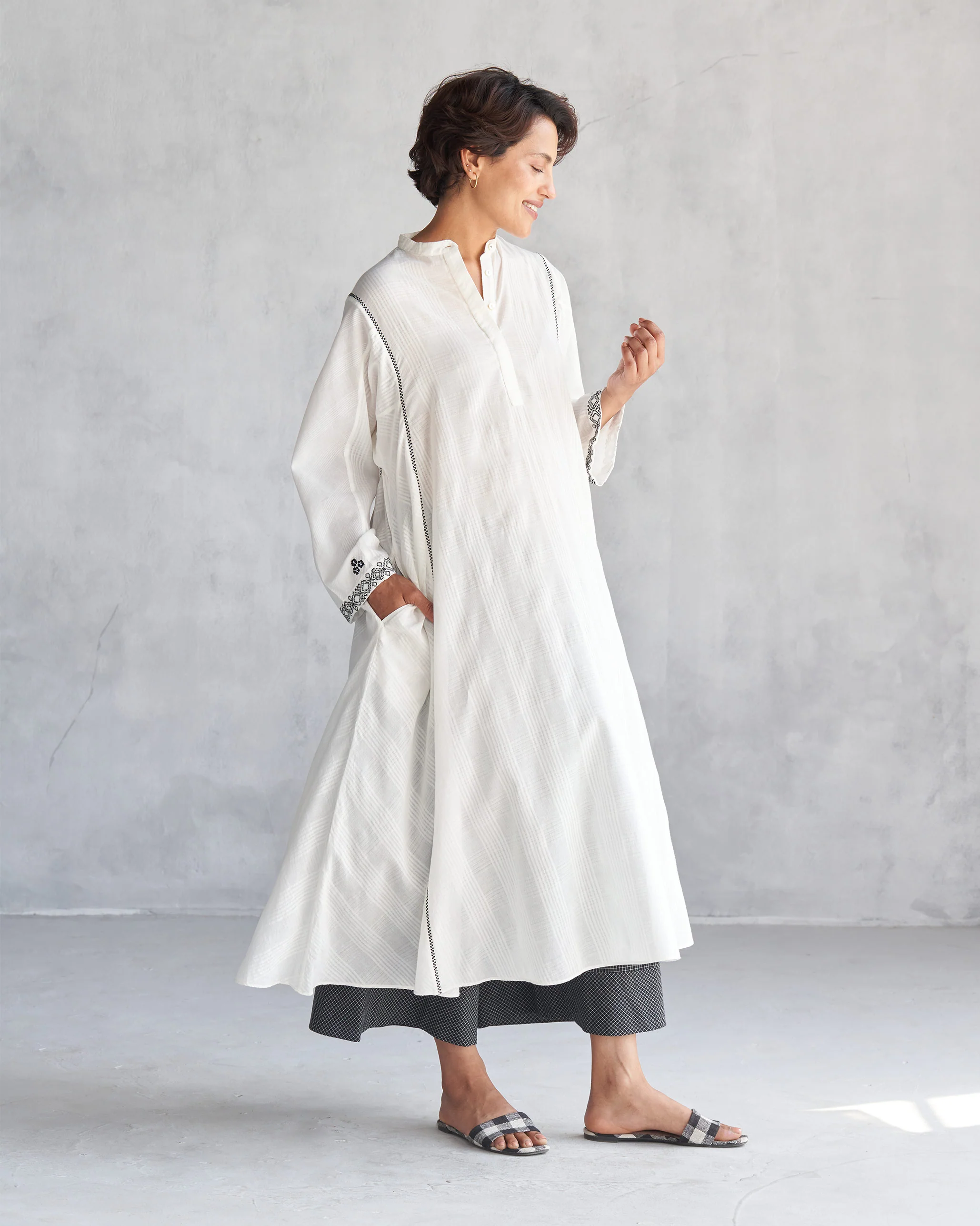Naomi Kurta - Ivory - Image 3