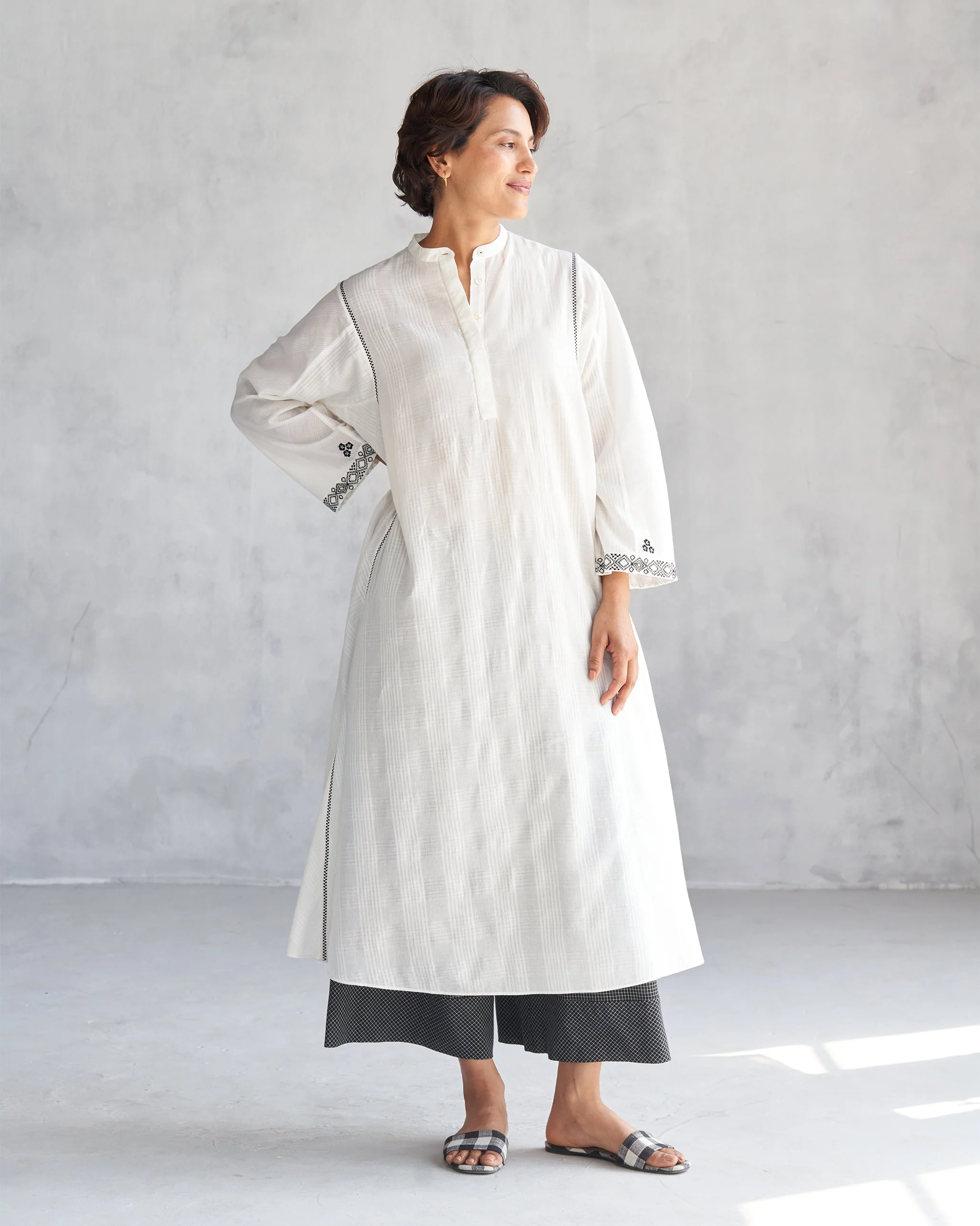 Naomi Kurta - Ivory - Image 5