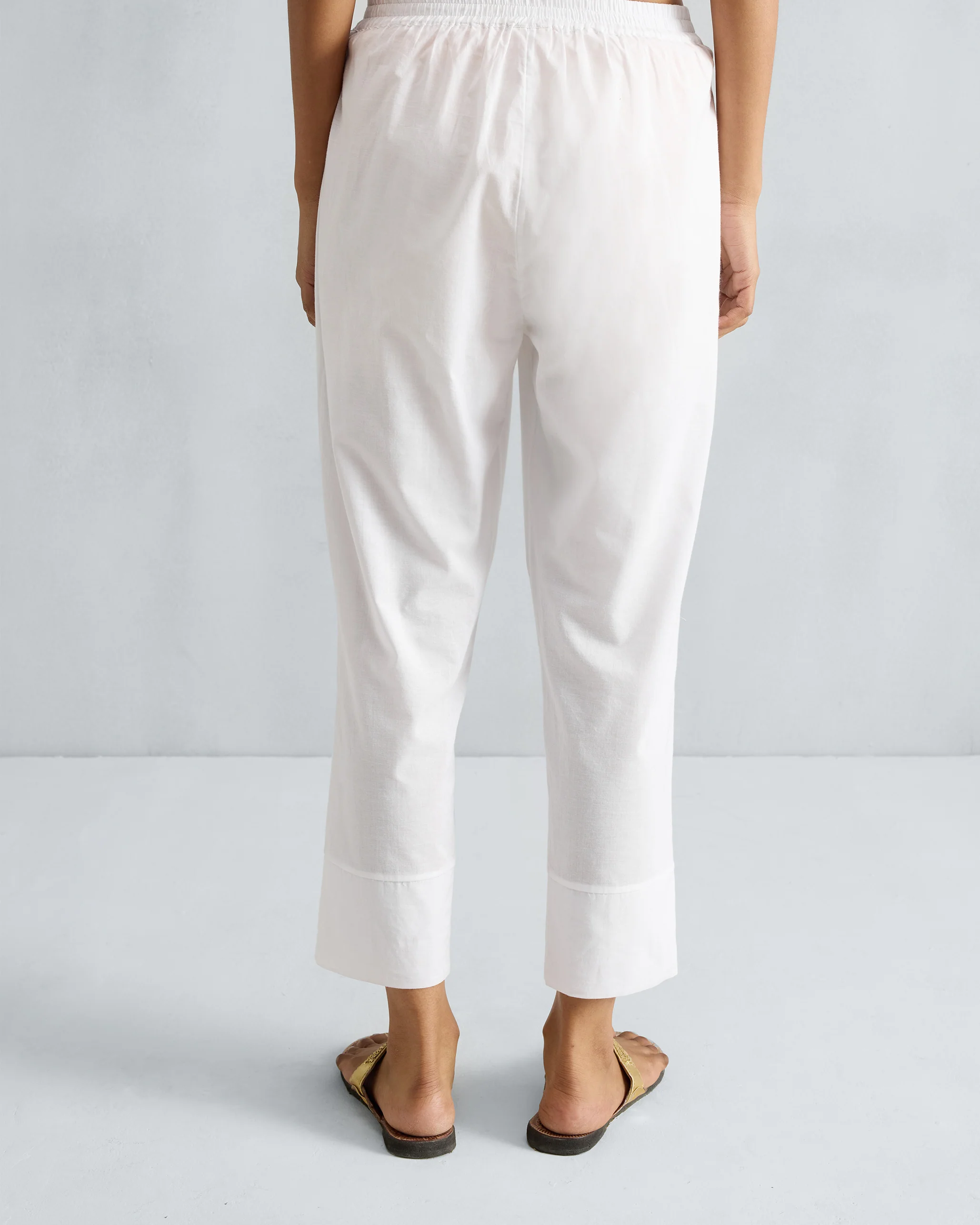 Narrow Pants - White - Image 3