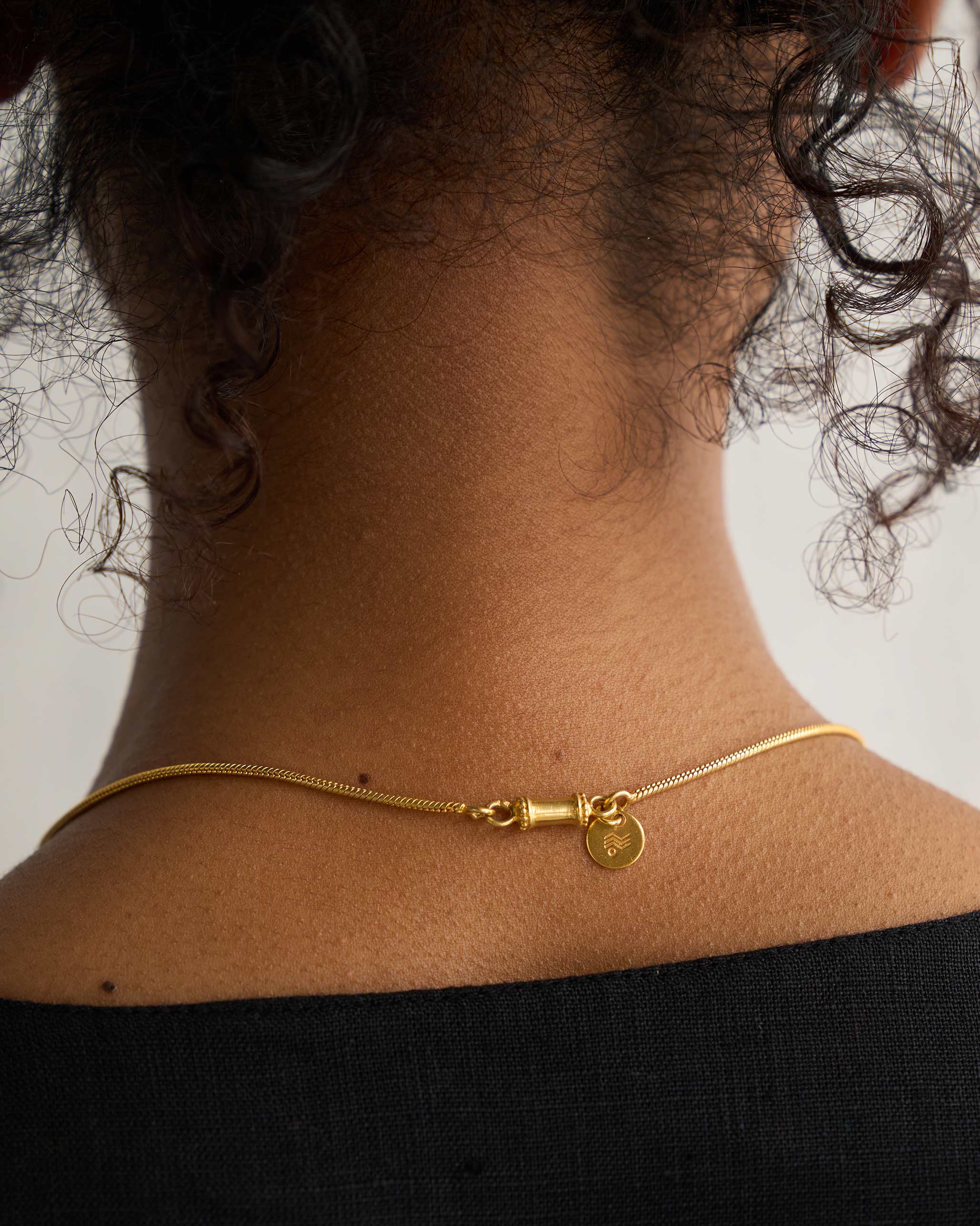 Naukayan Round Necklace - Image 3