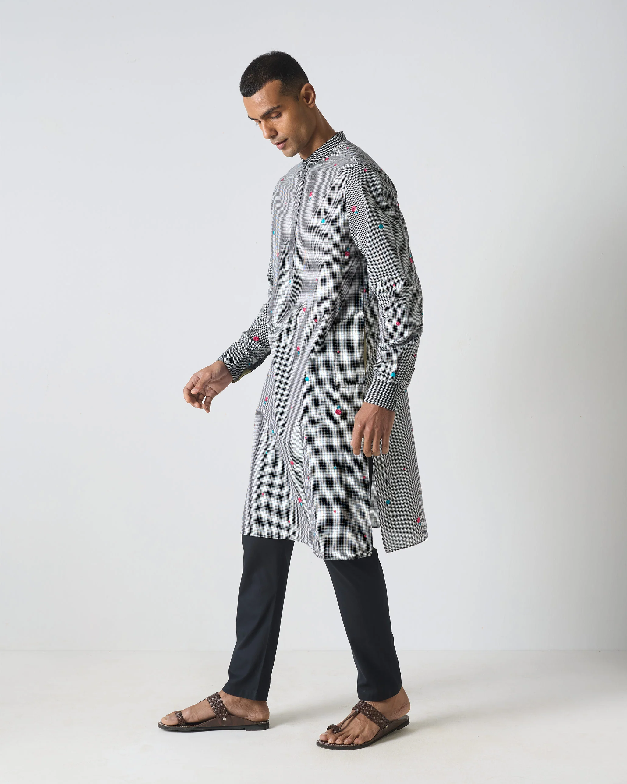 Neckband Kurta - Black & White Embroidered - Image 2