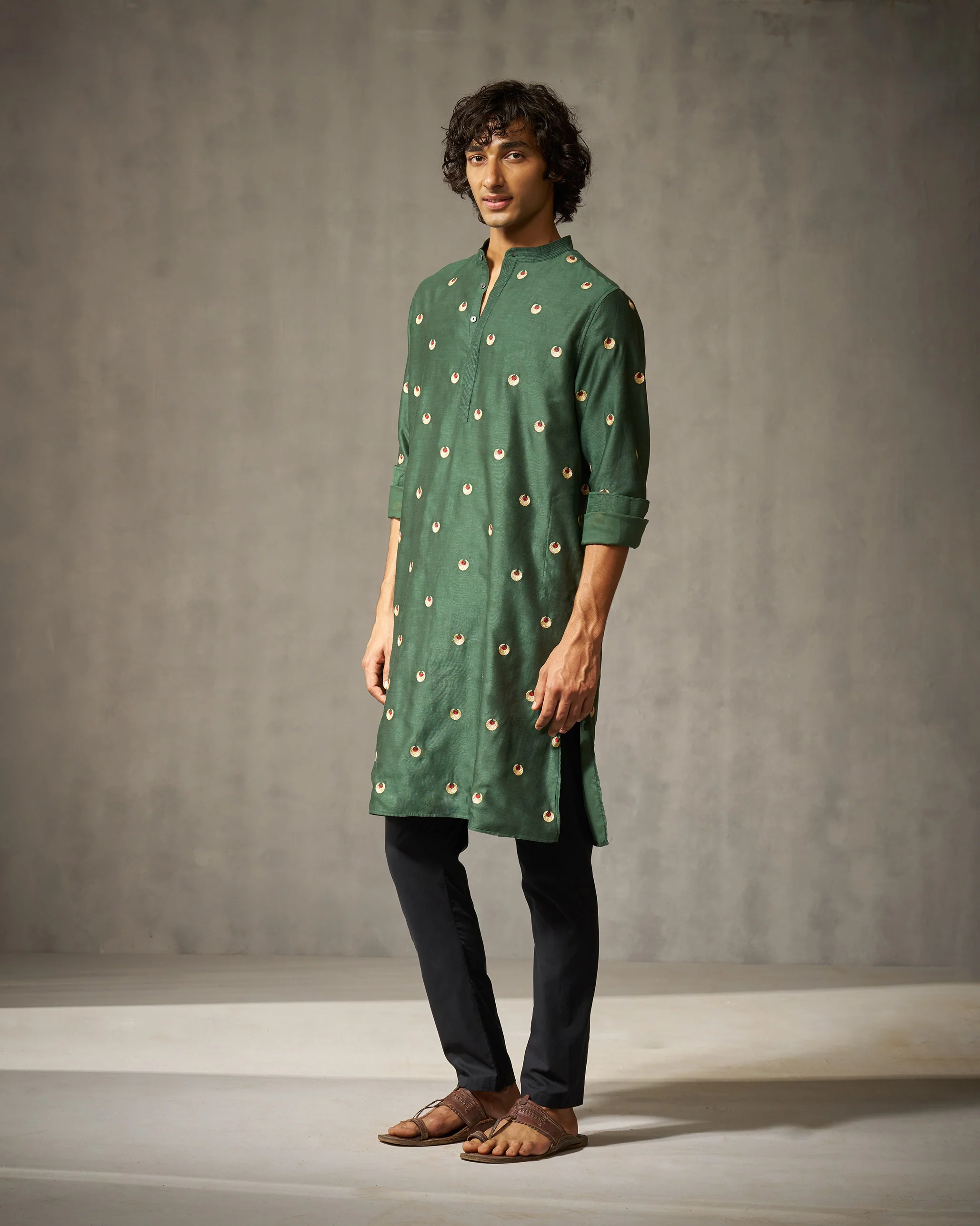 Neckband Kurta - Green Embroidery - Image 4