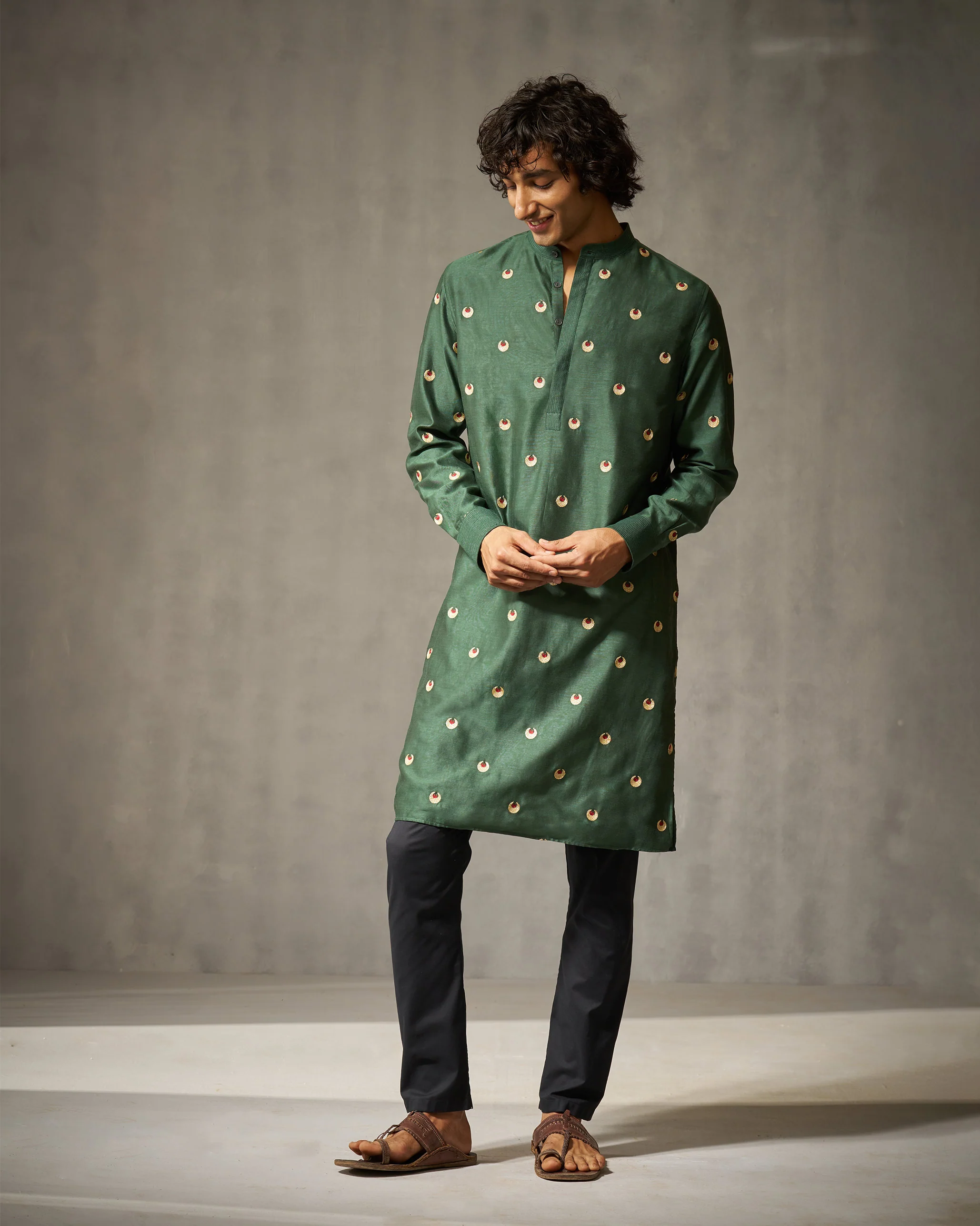 Neckband Kurta - Green Embroidery - Image 5