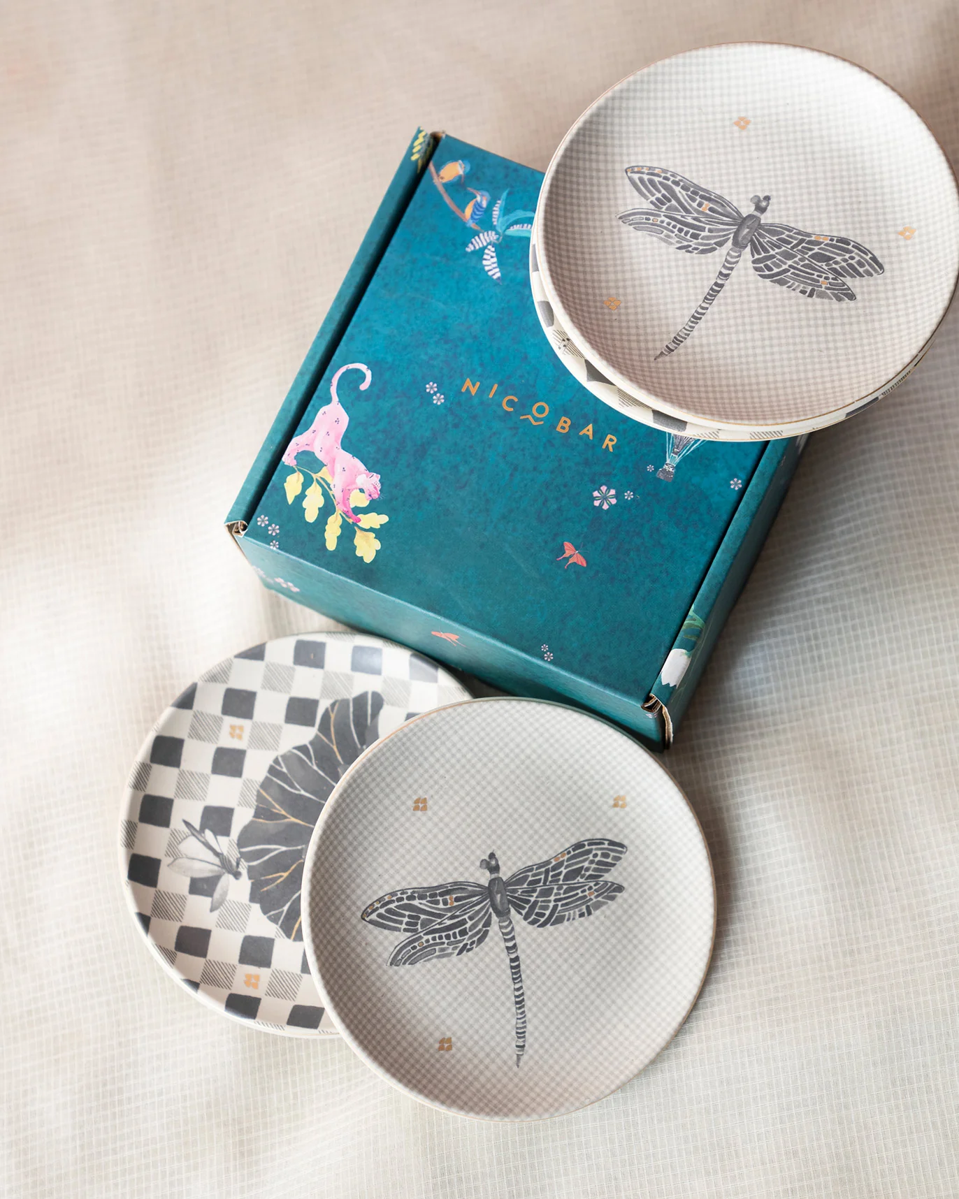 Nectar tea plates (set of 4) - Image 3