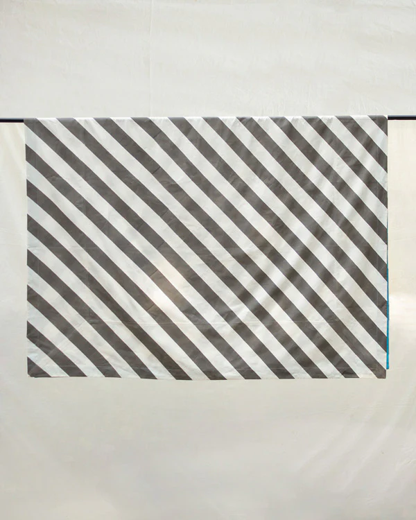 Nico Stripe Tablecloth - Image 2