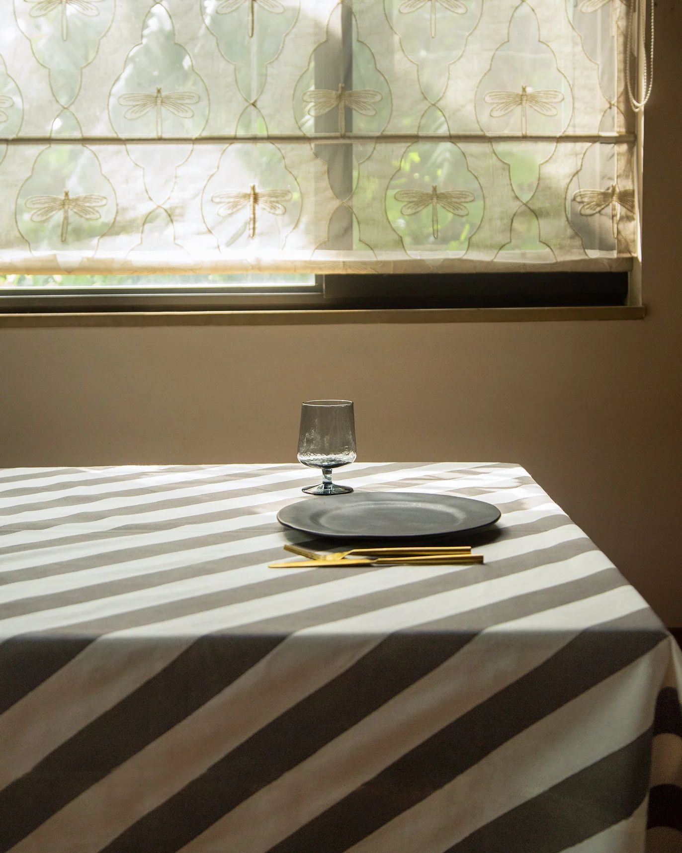 Nico Stripe Tablecloth - Image 6