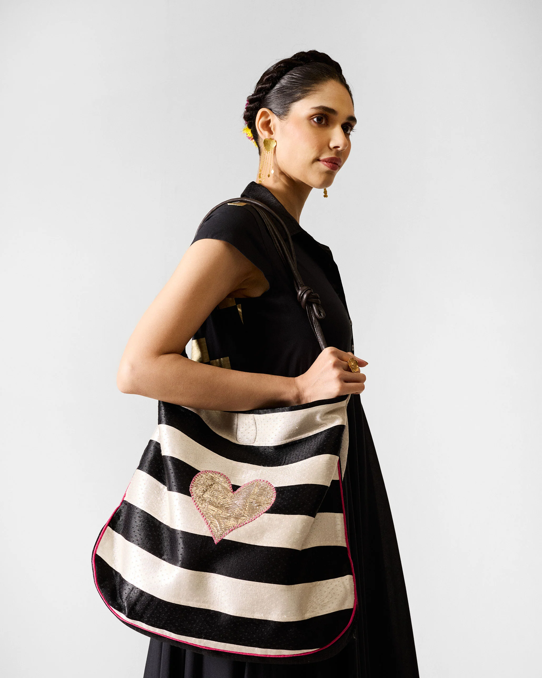 Nomad Tote - Black & Ivory - Image 5