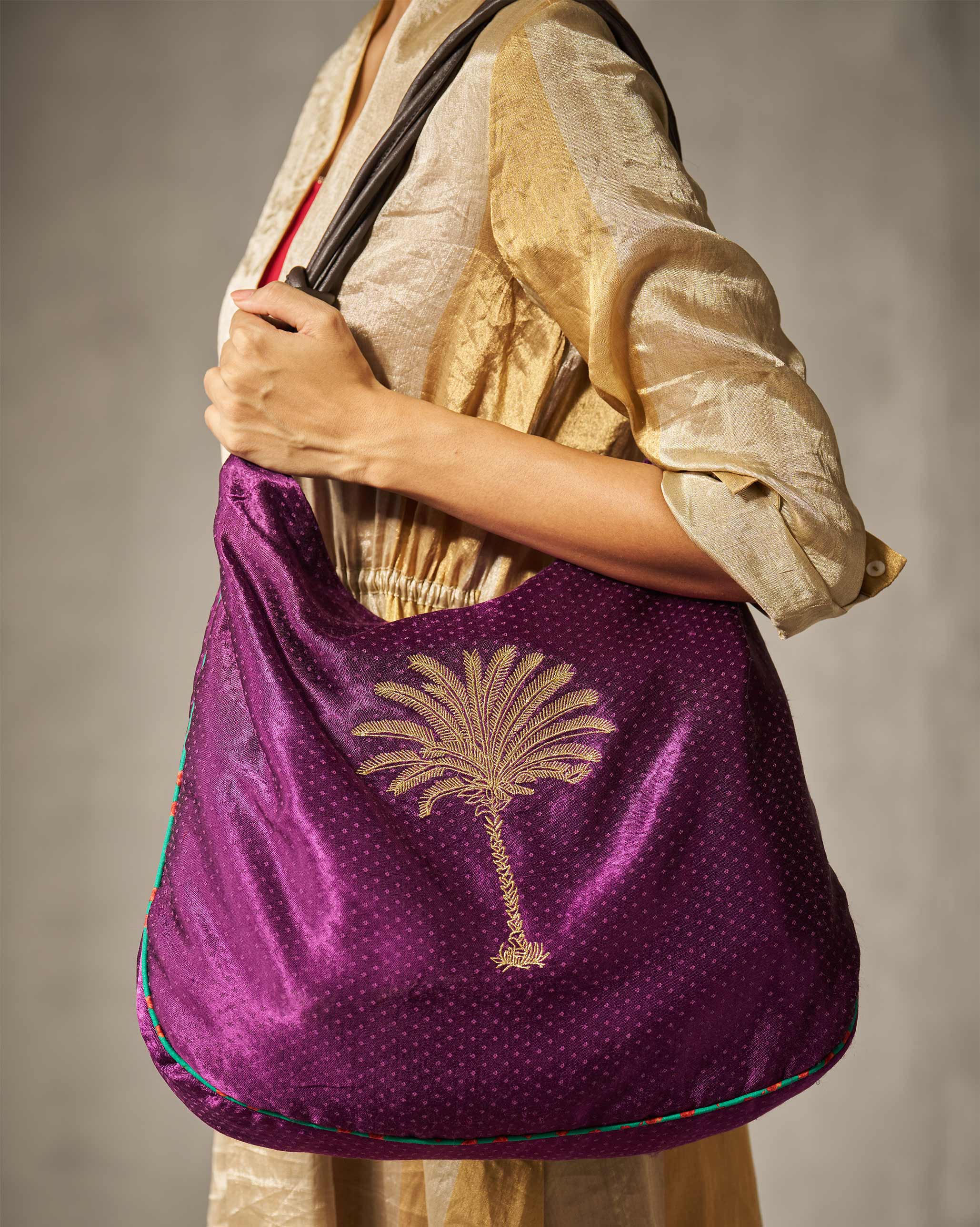 Nomad Tote - Purple - Image 4