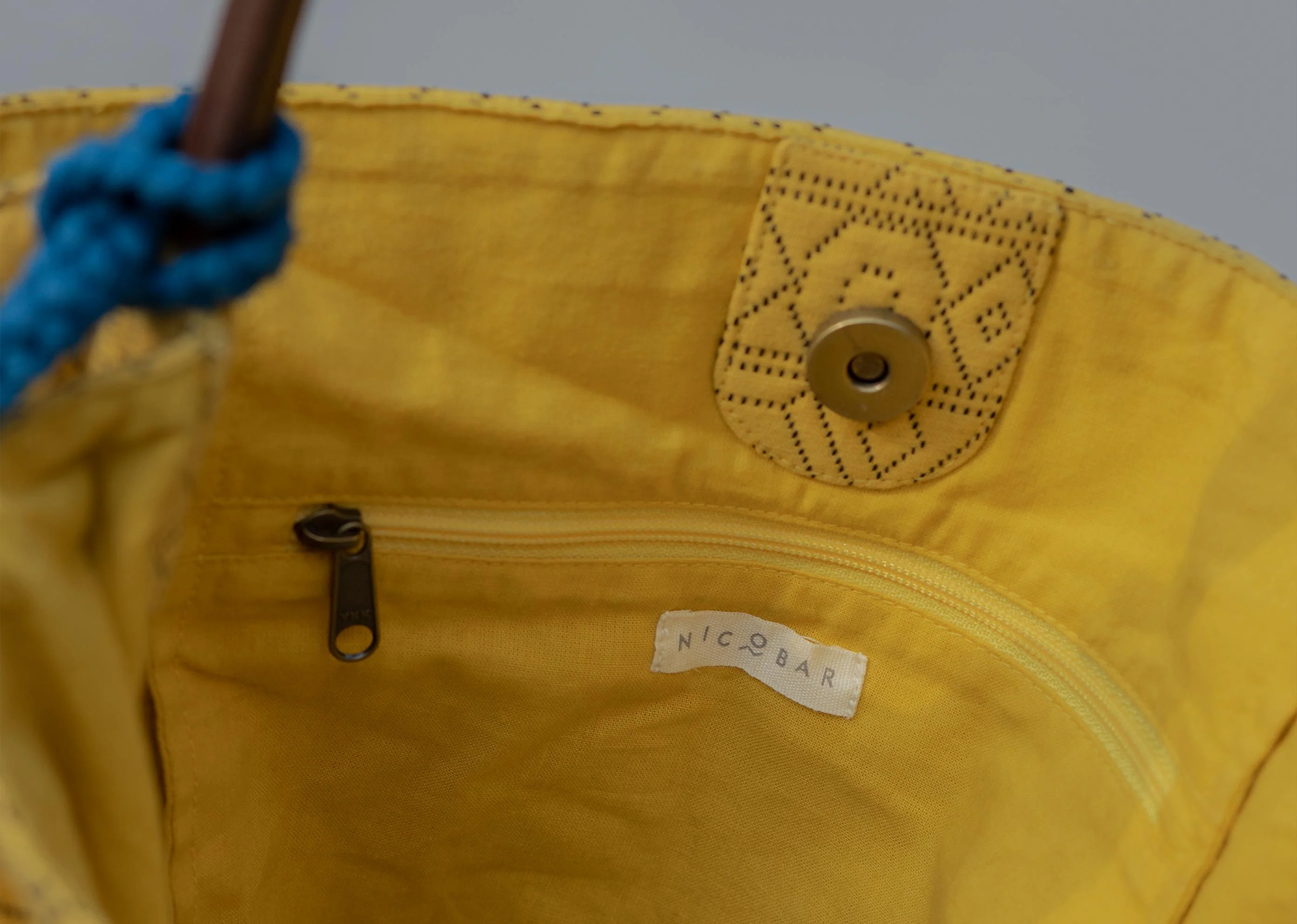 Nomad Tote - Yellow - Image 3